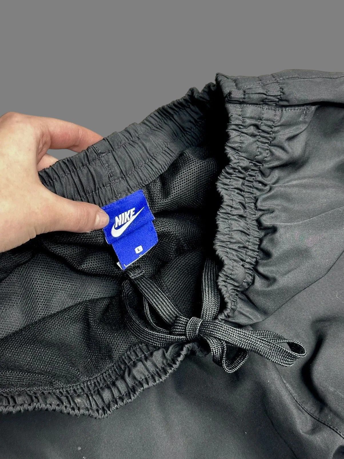 Nike Nike Black Swoosh Joggers Y2K Track Pants Minimal Size US 32 / EU 48 - 8 Thumbnail