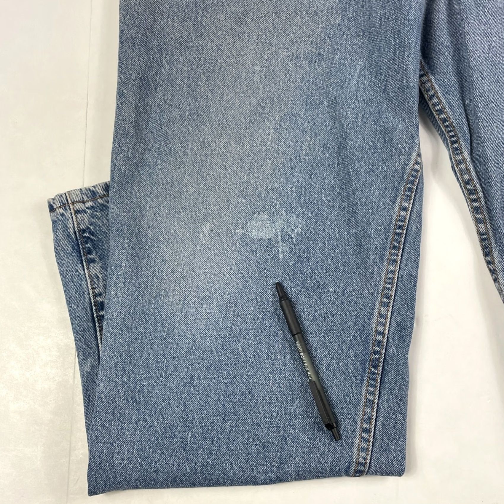 Levi's Levi's 540 Vintage Jeans Men 42 x 30 Blue Relaxed Straight Leg Mid Wash - Medium Size Size US 42 / EU 58 - 5 Thumbnail