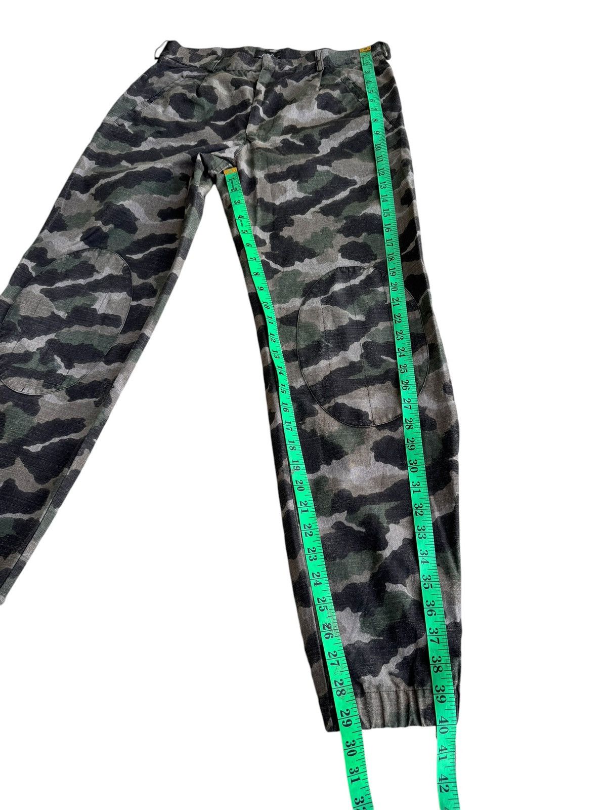A.P.C. × Japanese Brand Vintage Woodland Camo APC zipper Leg Pants Size US 30 / EU 46 - 18 Thumbnail