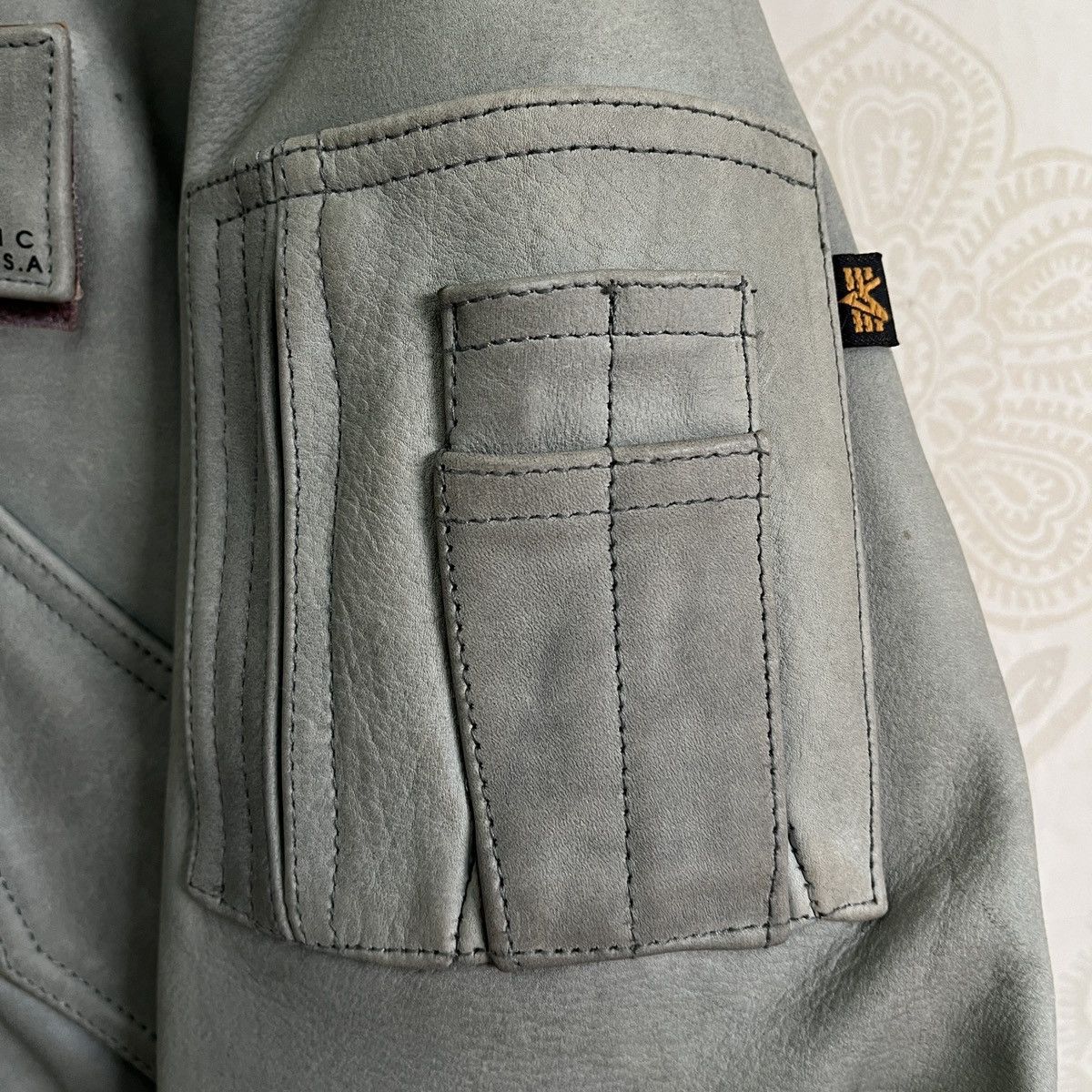 Alpha Industries × Freewheelers Cowhide Jacket Super Rare Vintage Alpha Industries USA Size US M / EU 48-50 / 2 - 11 Thumbnail