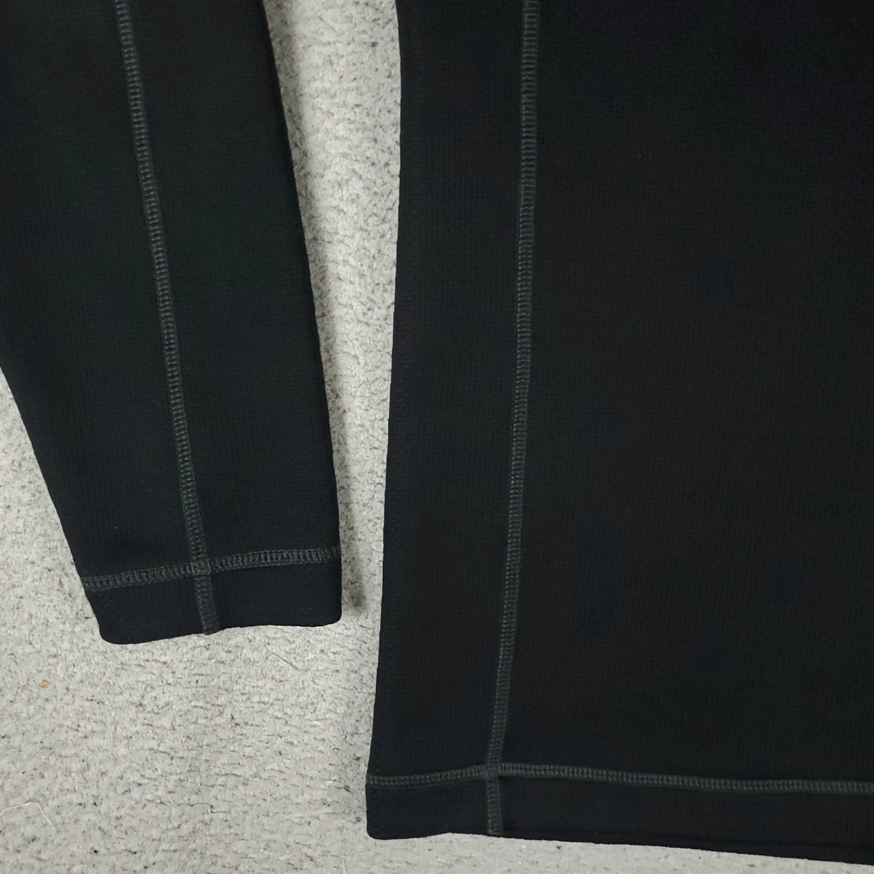 Nike Nike Sweatshirt Mens Large Black Therma-Fit 1/4 Zip Pullover Swoosh Logo Mock Neck Knit Polyester Regular T-Shirt? Size US L / EU 52-54 / 3 - 3 Thumbnail
