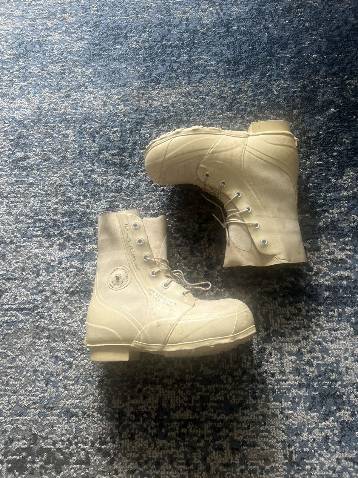 Vintage 1970s Bata Bunny Boots Size US 9 / EU 42 - 2 Thumbnail