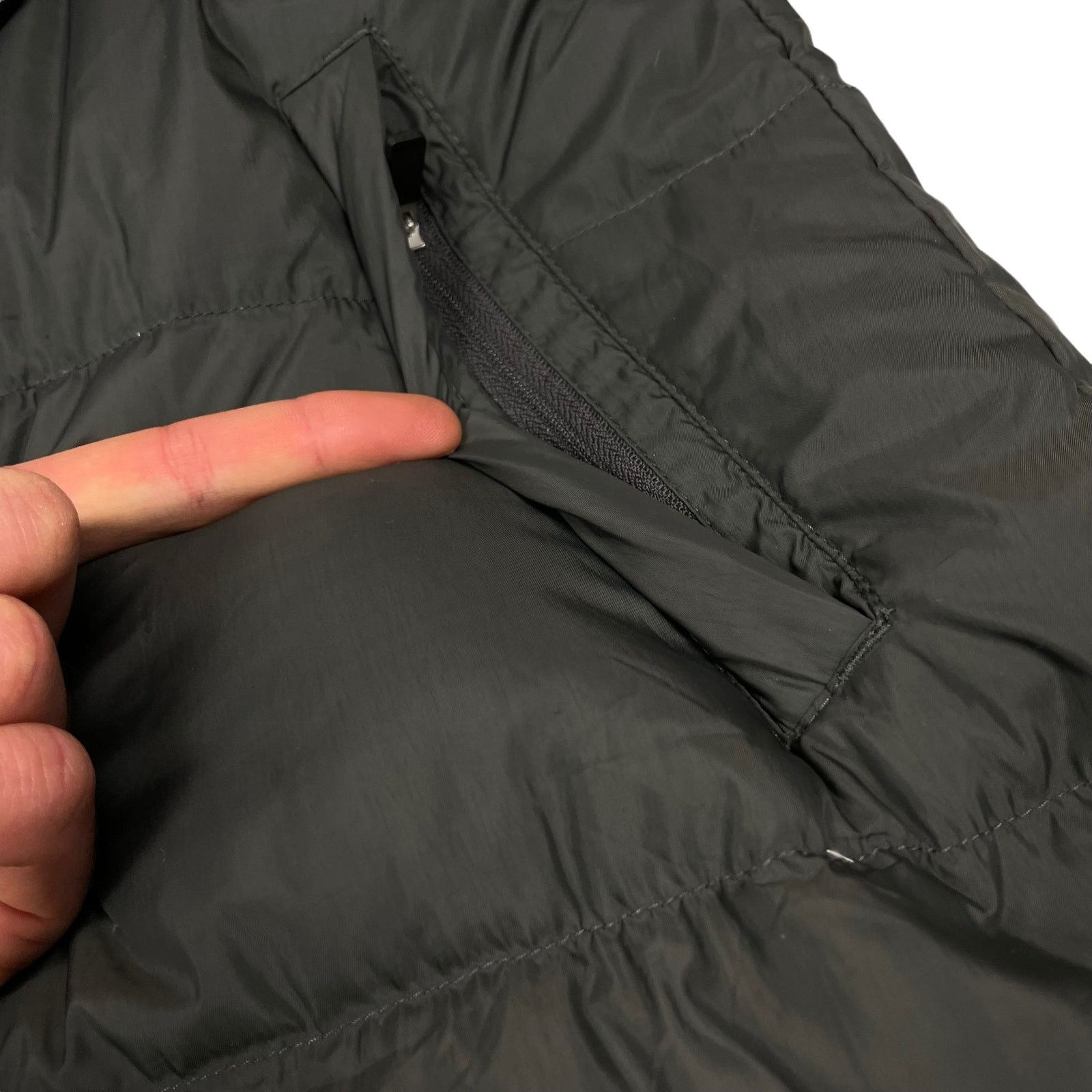 Nike × Vintage Nike Sportswear Women's Gray Hooded Full Zip Puffer Coat M Size M / US 6-8 / IT 42-44 - 7 Thumbnail