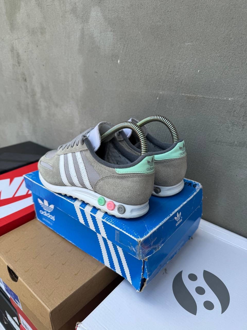 Adidas Vintage Adidas L A Trainer soccer Sneakers Size us 6 Size US 6 / IT 36 - 4 Thumbnail