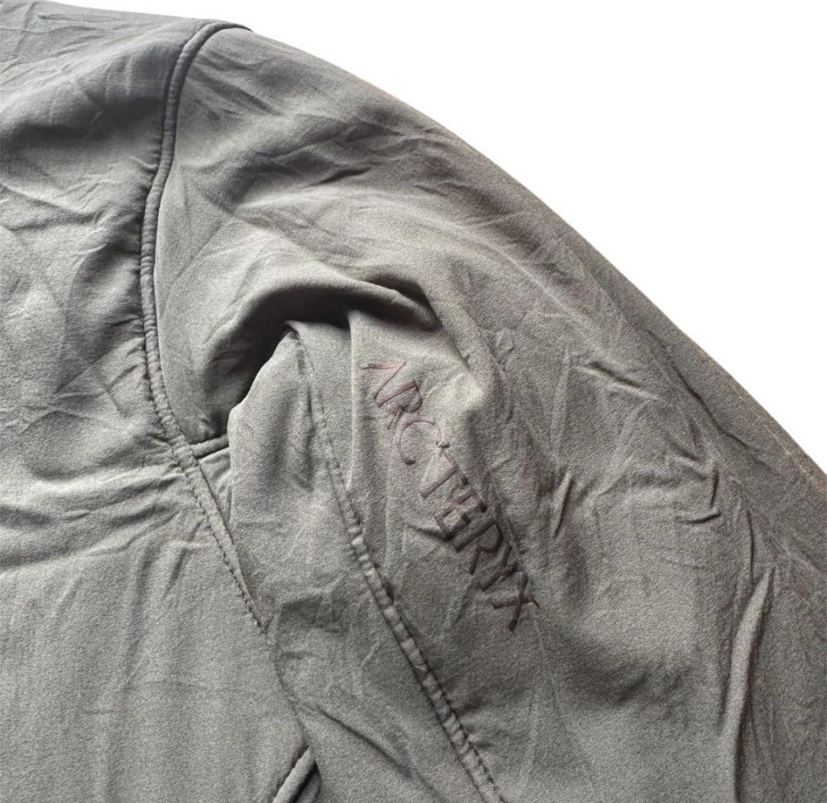 Arc'teryx 00s Arcteryx Atom Lt, Gamma Mx, Hyllus Size US L / EU 52-54 / 3 - 12 Thumbnail