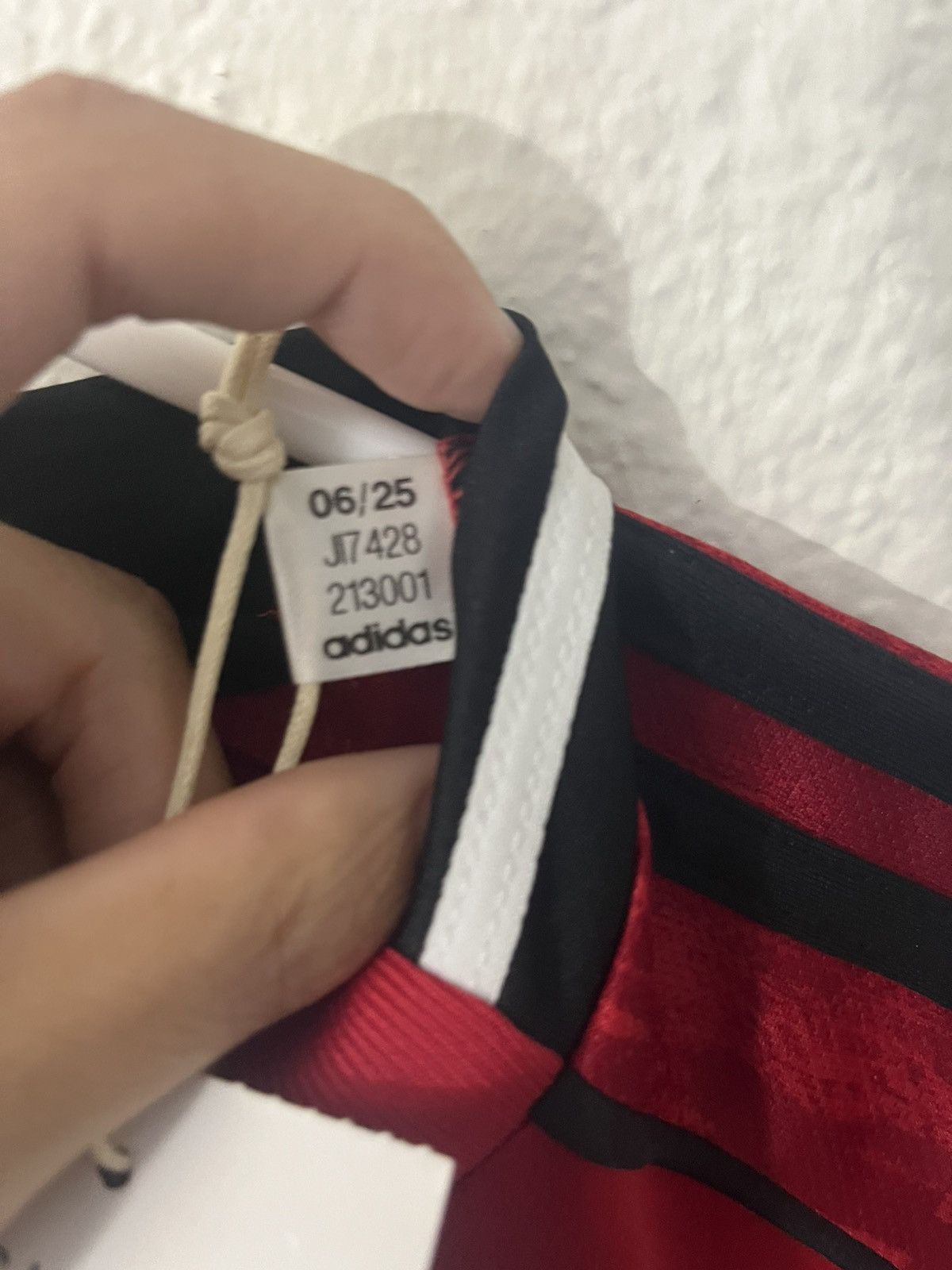 Adidas Adidas Manchester United 25/26 Bruno Fernandes Soccer Jersey Size US M / EU 48-50 / 2 - 2 Thumbnail