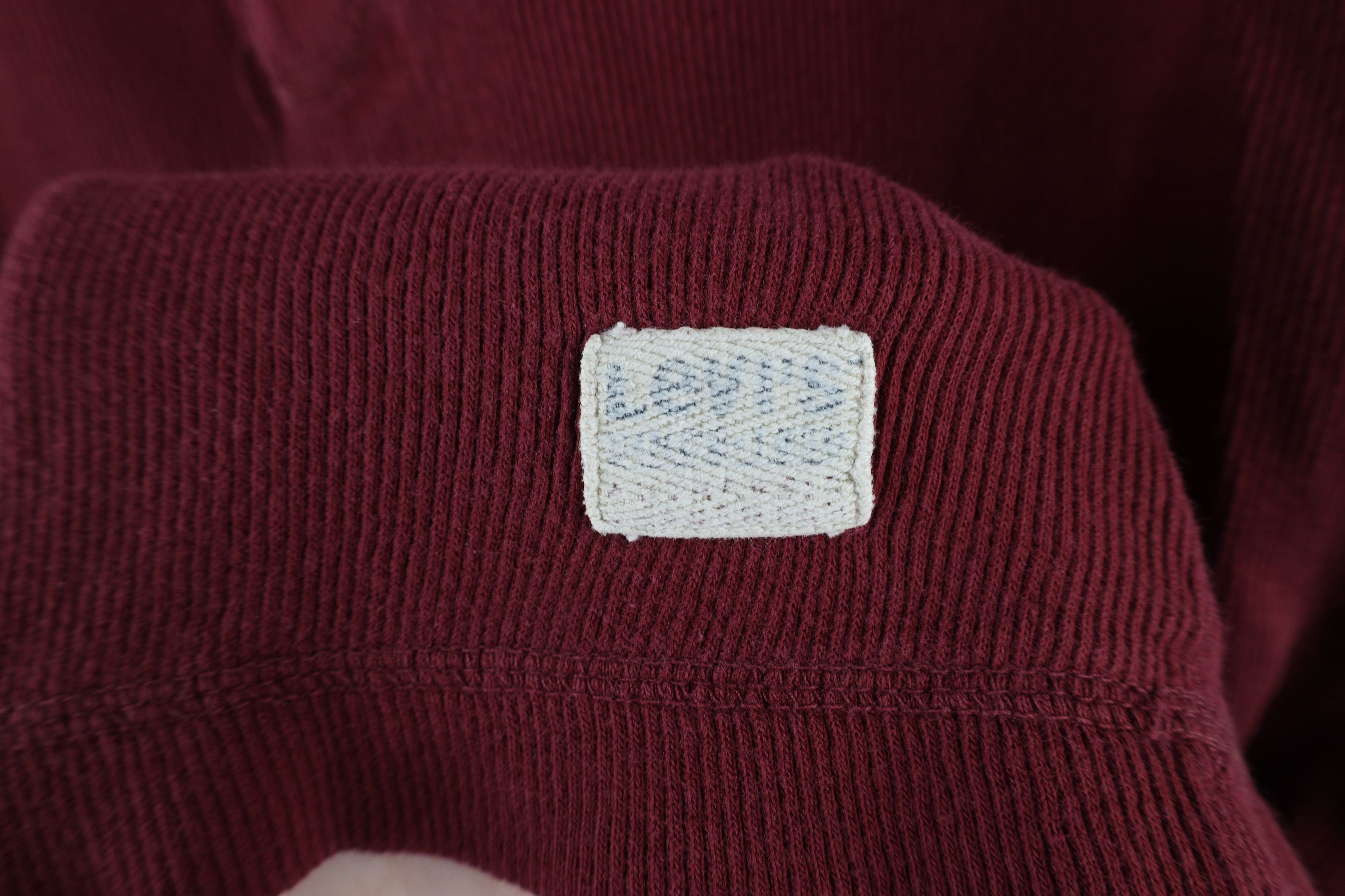 Levi's × Vintage Vintage 90s Levis Ribbed Knit Long Sleeve Henley T-Shirt Red Size US L / EU 52-54 / 3 - 4 Thumbnail