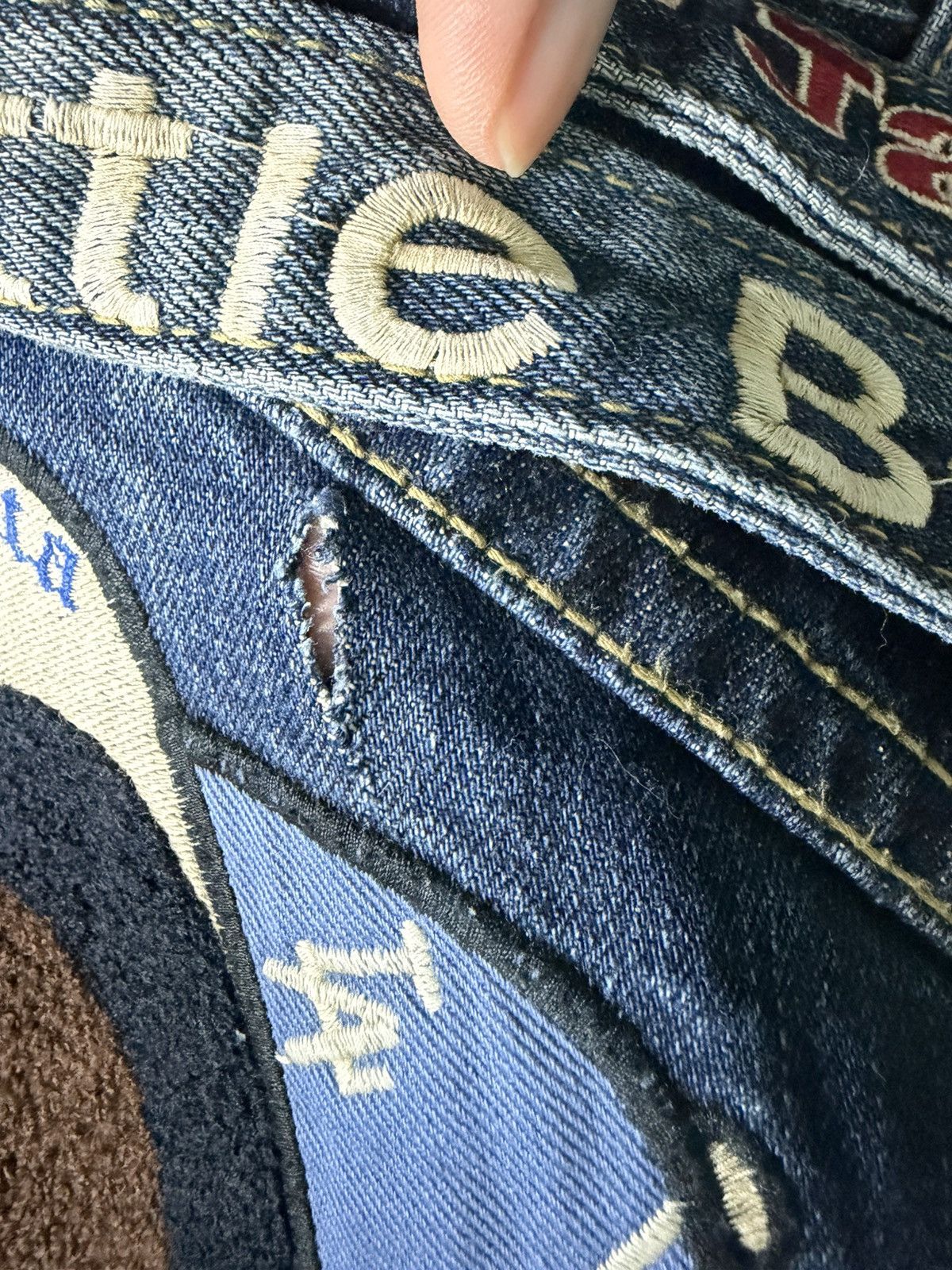 Le Grande Bleu (L.G.B.) Rare Lolita x Yoshitomo Nara Little Boy Jeans Size US 30 / EU 46 - 13 Thumbnail