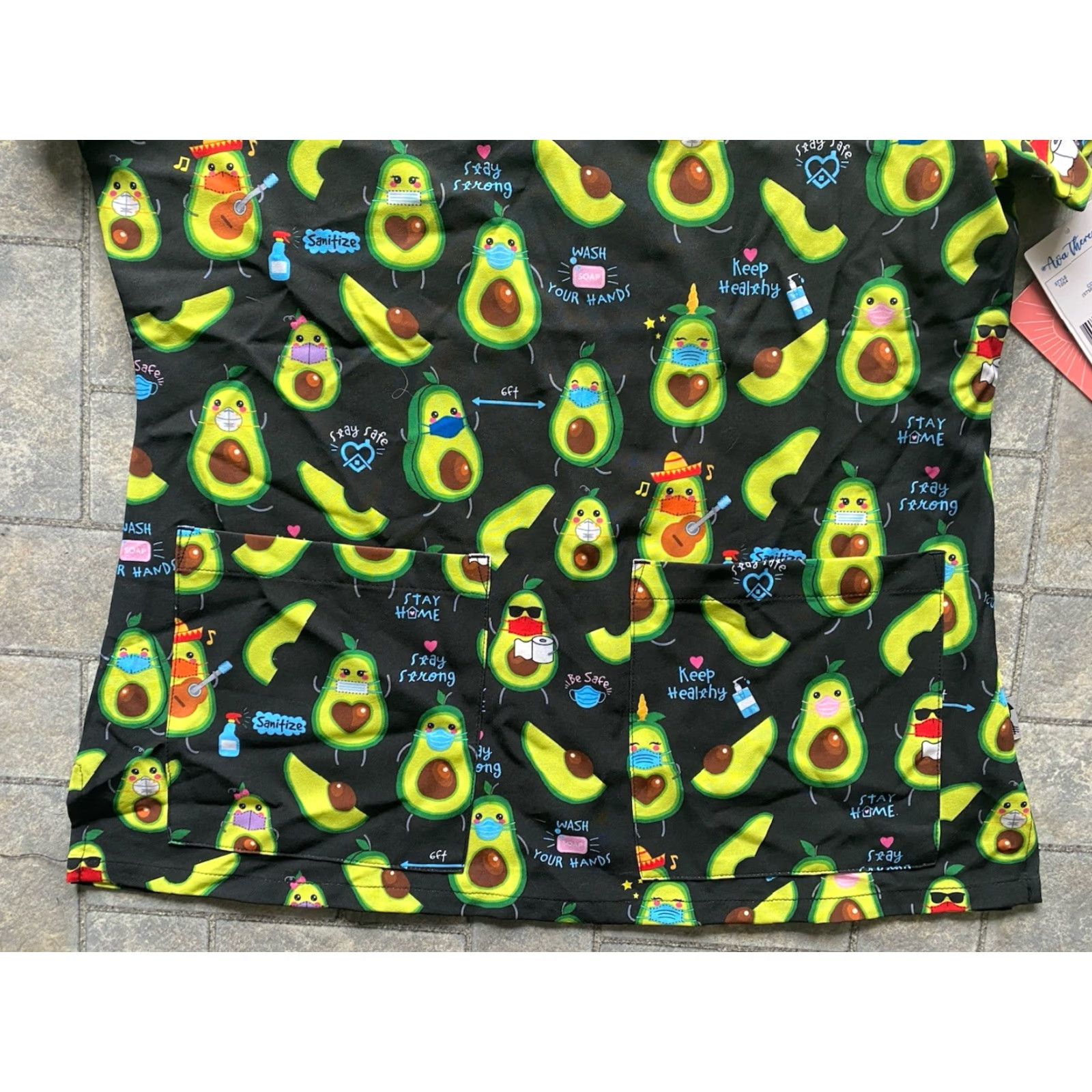 Vintage NWT Ava Therese Scrub Top WOMENS MEDIUM Black/Green Pockets Avocados Doctor Masks Size M / US 6-8 / IT 42-44 - 2 Thumbnail