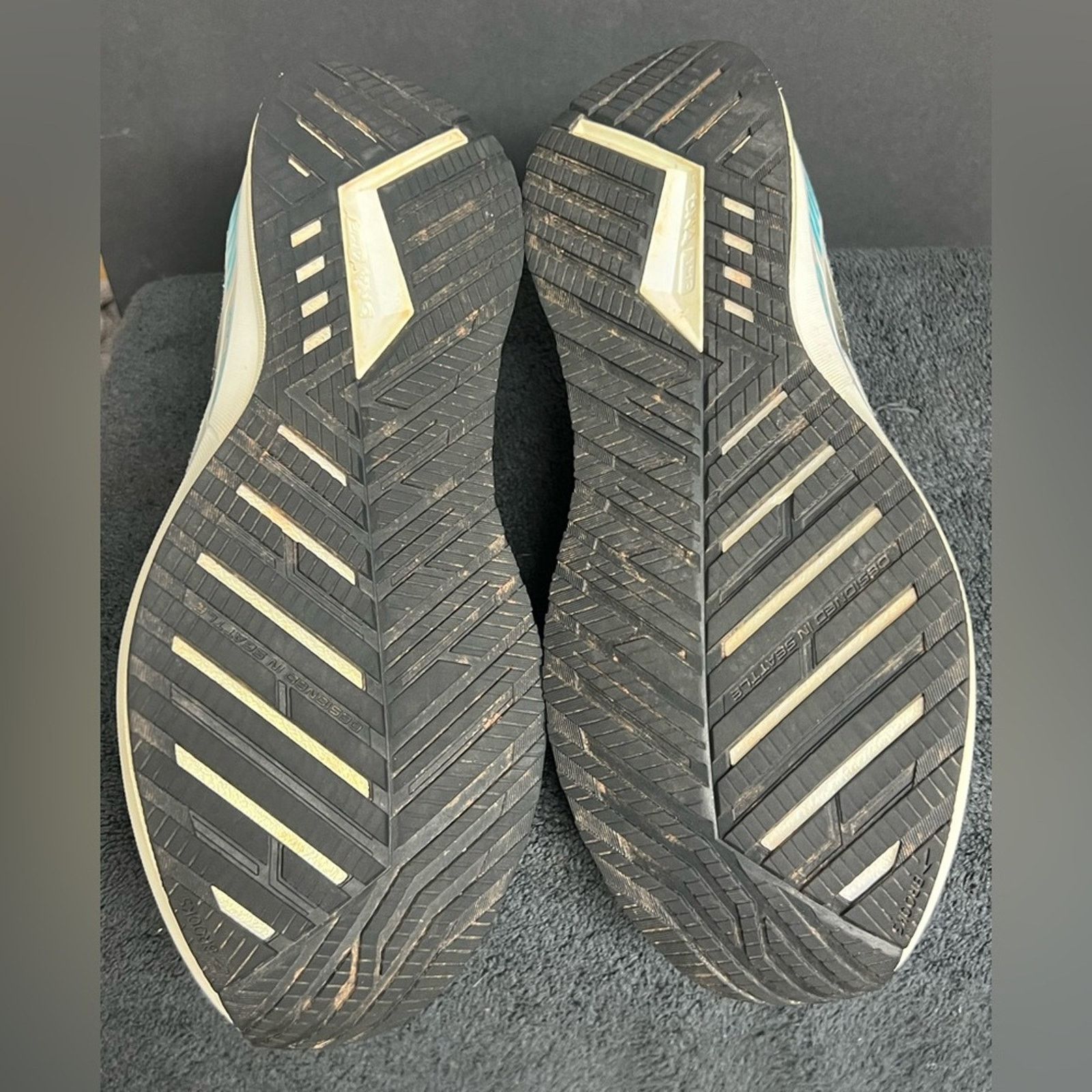 Brooks Brooks Bedlam 3 Men's 9.5 D Medium White Black Aqua Shoes Size US 9.5 / EU 42-43 - 8 Thumbnail
