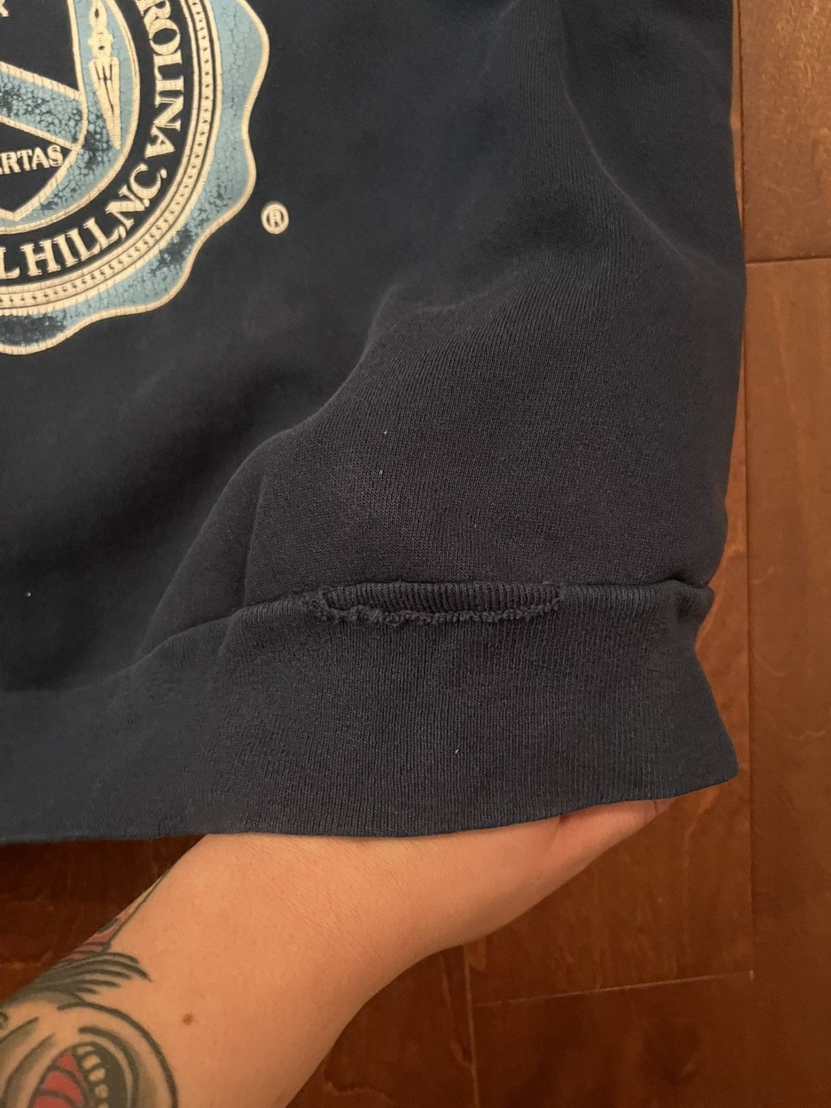 Vintage Vintage UNC Chapel Hill Crewneck Size US XL / EU 56 / 4 - 4 Thumbnail