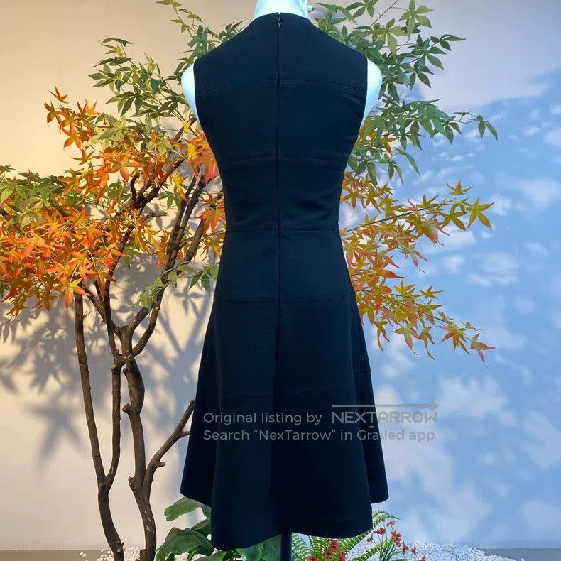 Valentino Valentino Black V-label sleeveless waist dress Size XS / US 0-2 / IT 36-38 - 3 Thumbnail