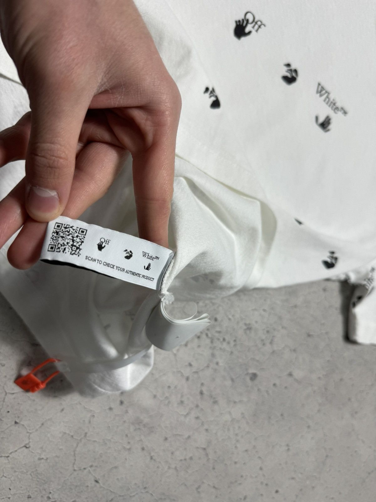 Off-White Off-White Monogram Luxury T-Shirt White Size S Size US S / EU 44-46 / 1 - 9 Thumbnail