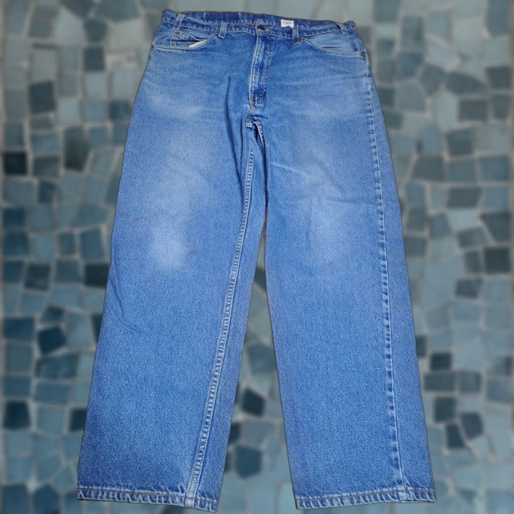 Levi's Vintage 90s Levi's Blue Jeans 38x28 Tag 38x30 (Tag 38x30 9s item title). Size US 38 / EU 54 - 1 Thumbnail