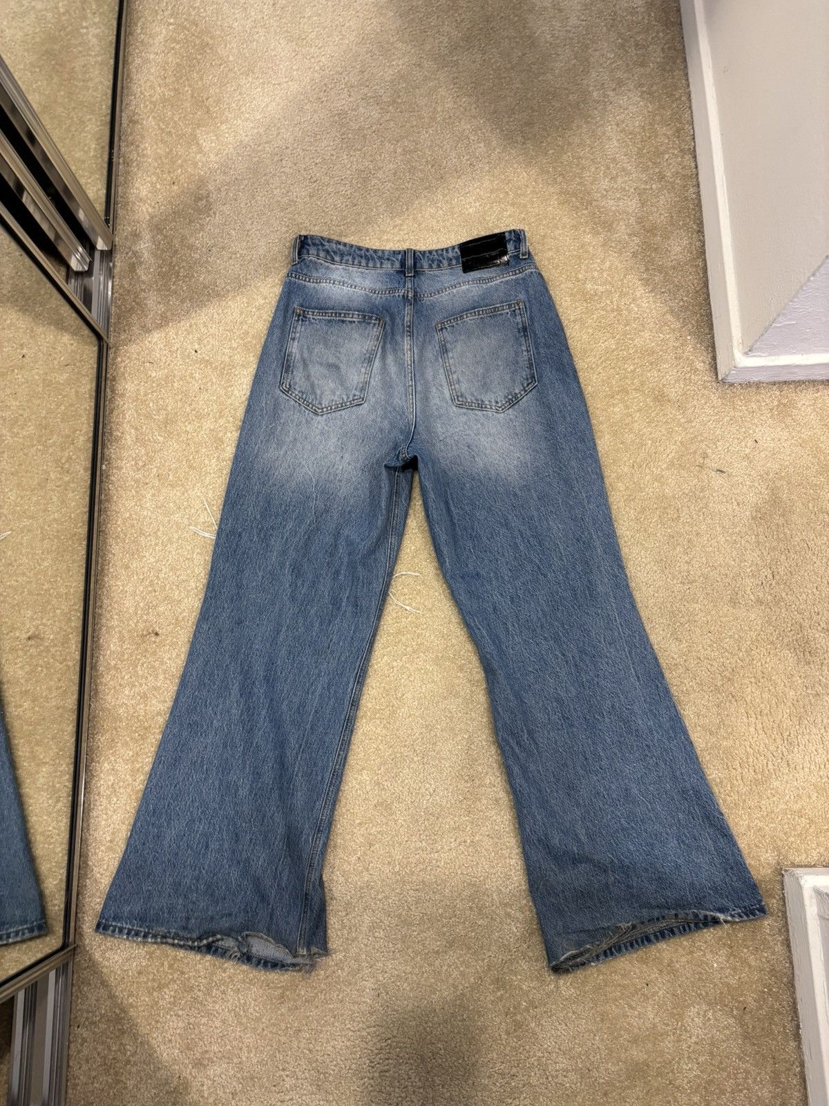 Pearled Ivory pearled ivory 1403 flared denim Size US 32 / EU 48 - 4 Thumbnail