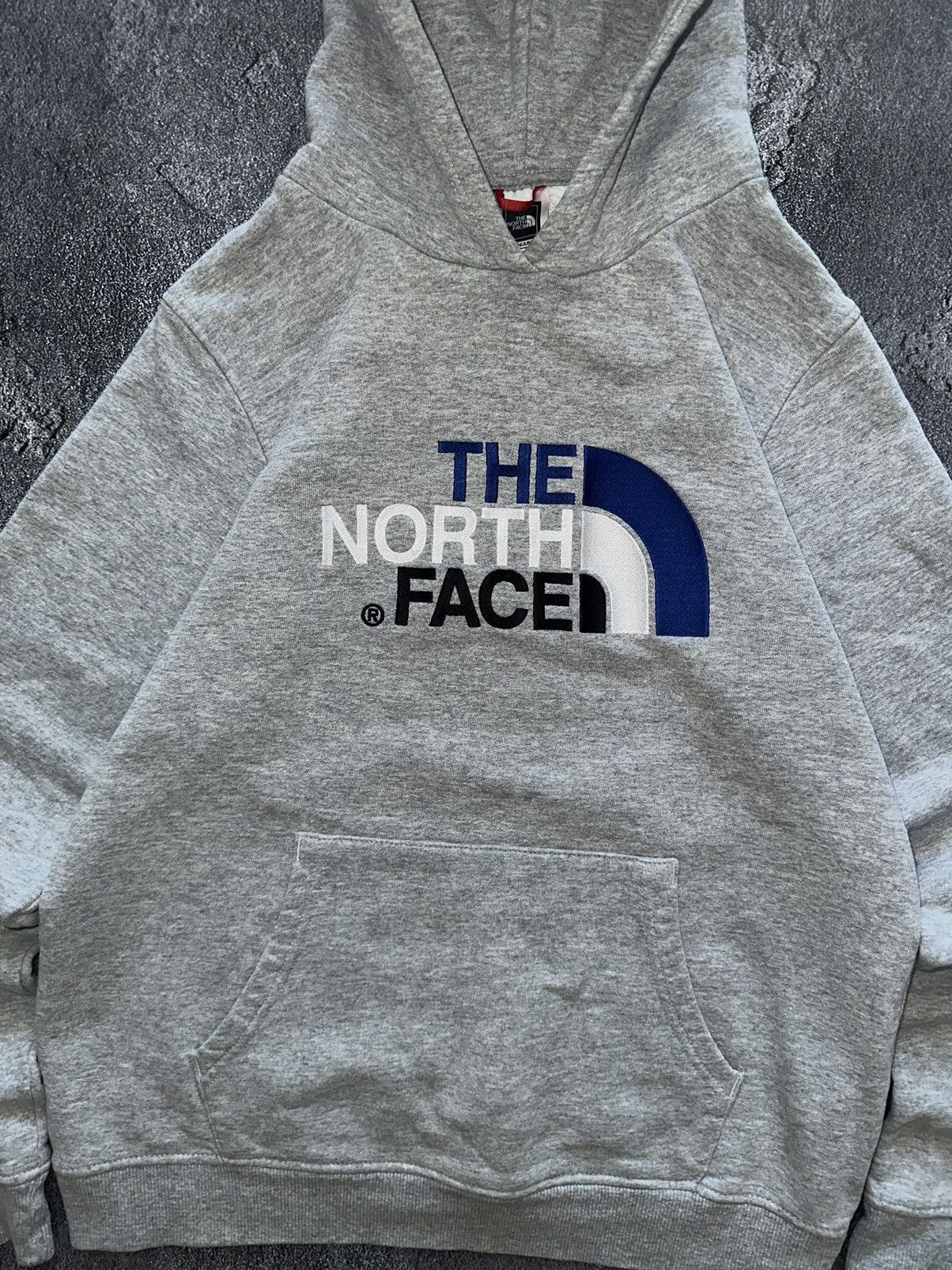 The North Face 💥 Vintage The North Face Embroidered Big Logo Hoodie Y2K Size US M / EU 48-50 / 2 - 4 Thumbnail