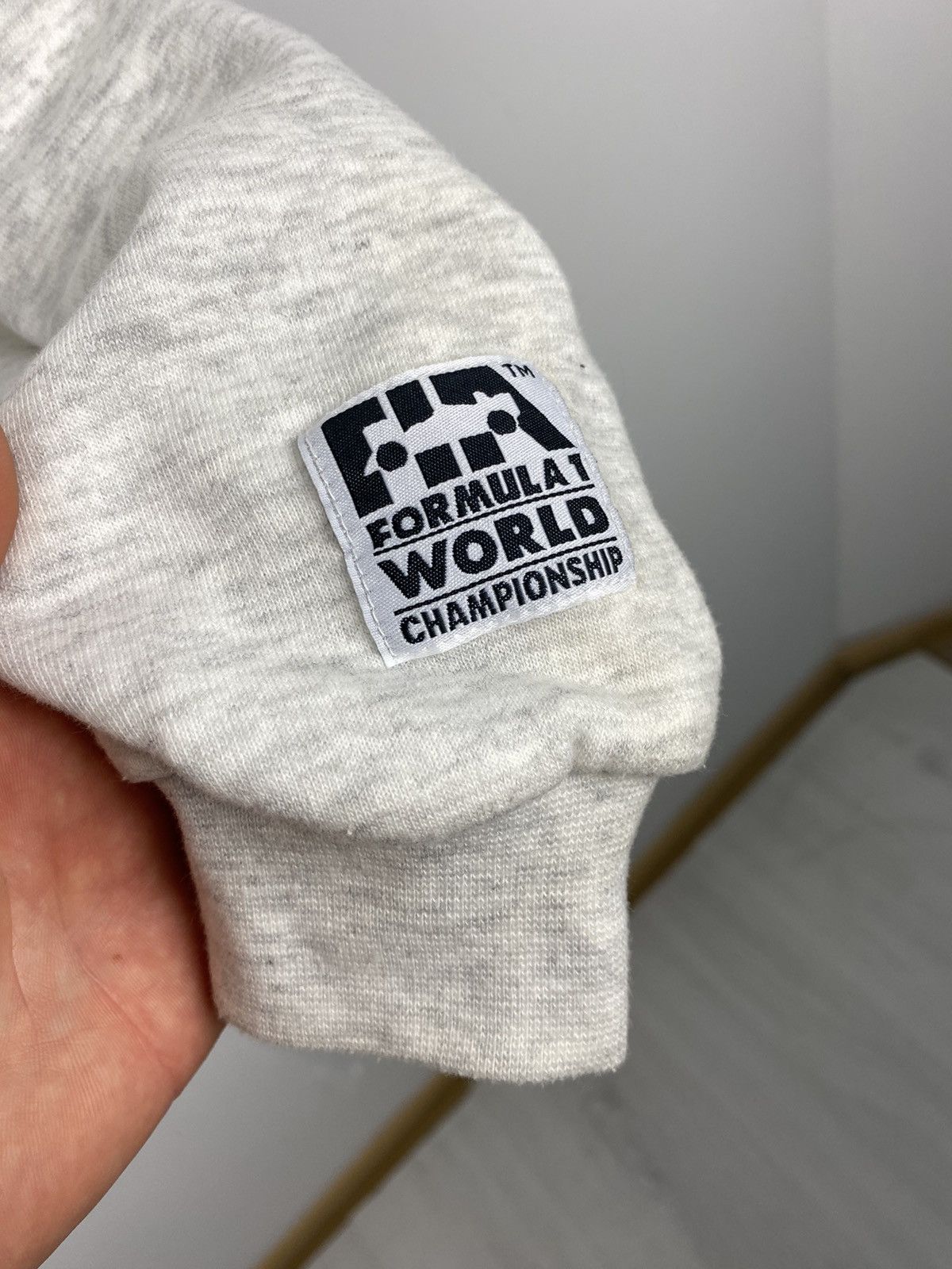 Vintage Vintage Benetton Formula 1 Team World Champion Sweatshirt Size US L / EU 52-54 / 3 - 4 Thumbnail