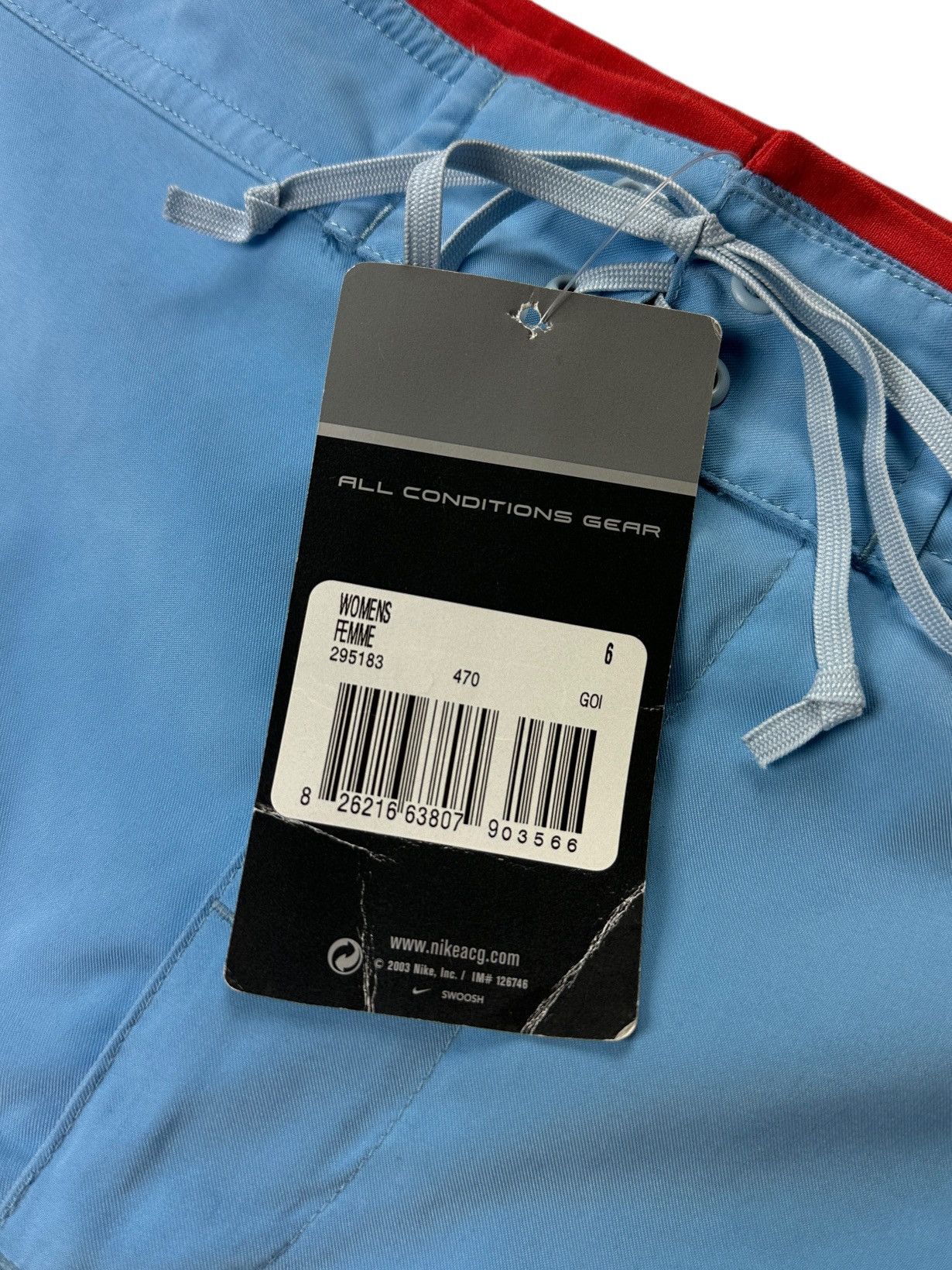 Nike ACG NWT🏷️ Vintage Nike ACG Women’s Shorts Size 28" / US 6 / IT 42 - 8 Thumbnail