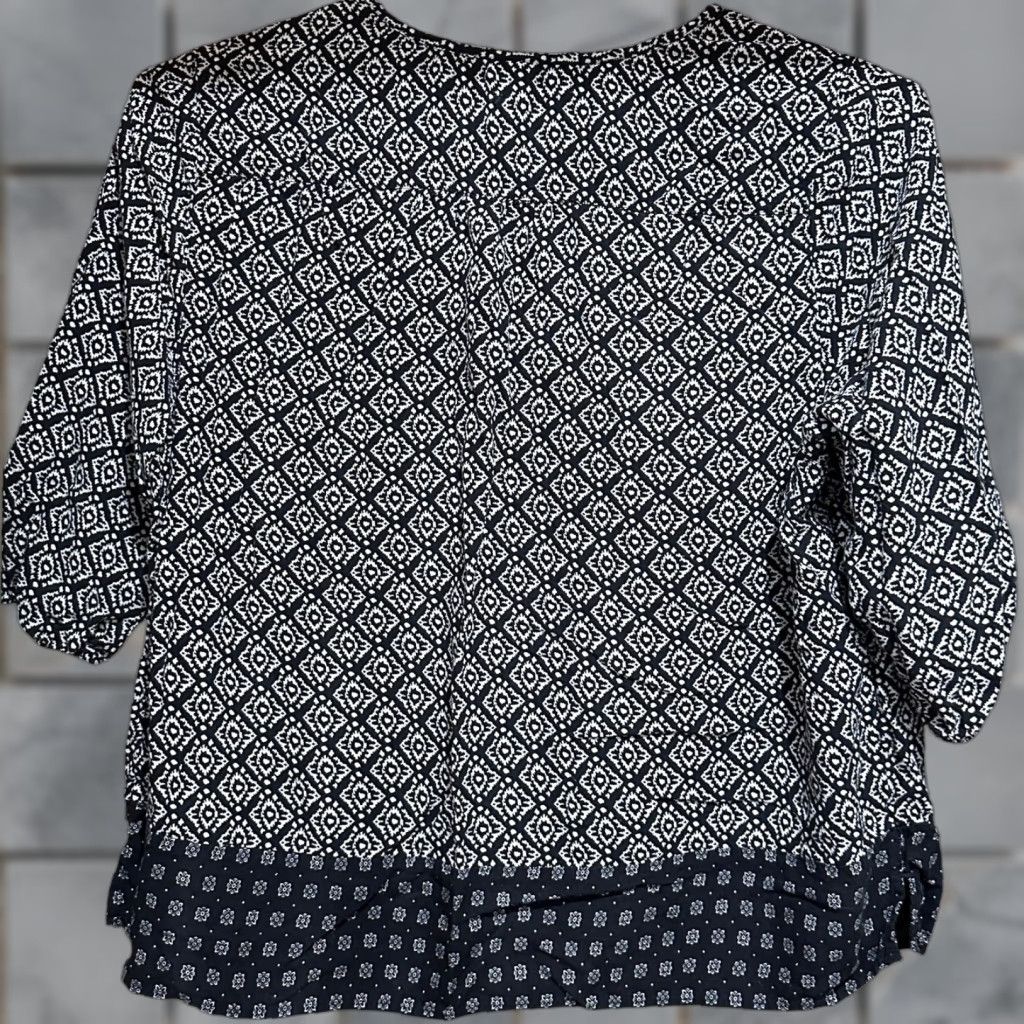 Faded Glory Faded Glory Tunic Top Womens Plus 4X Black White Boho Geometric Print 3/4 Sleeve Size XXL / US 16-18 / IT 52-54 - 1 Thumbnail
