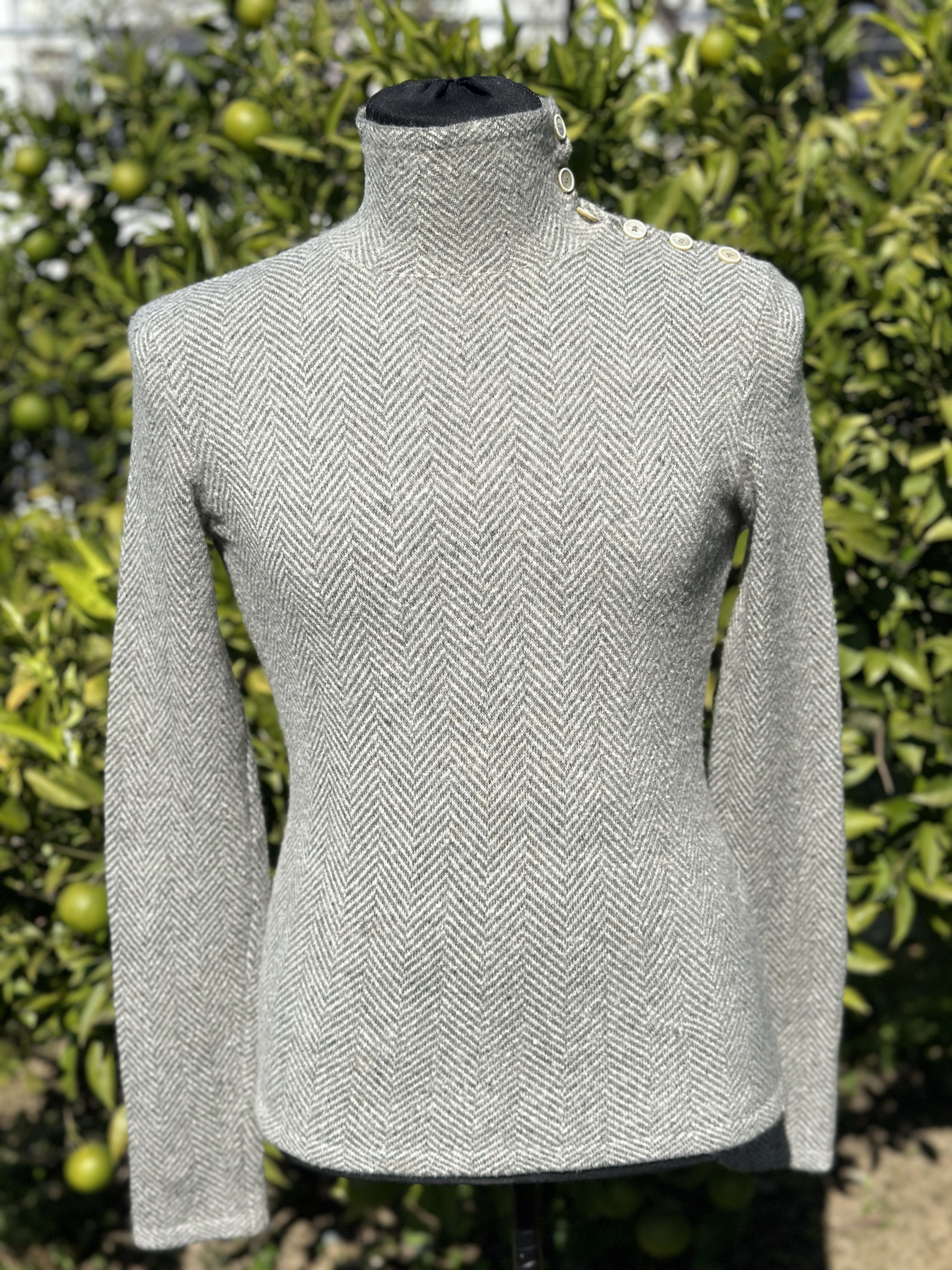 Ralph Lauren Purple Label Ralph Lauren Purple Label Herringbone Button Shoulder Sweate Size US L / EU 52-54 / 3 - 1 Thumbnail