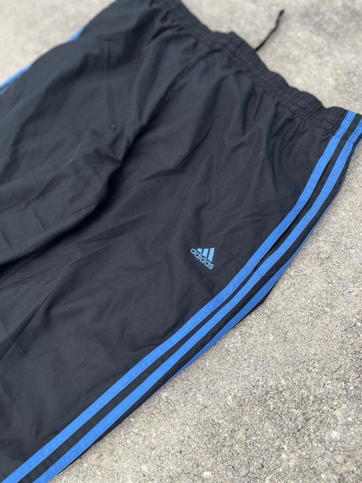 Adidas × Vintage Vintage Y2k Adidas Track Pants Size US 32 / EU 48 - 2 Thumbnail