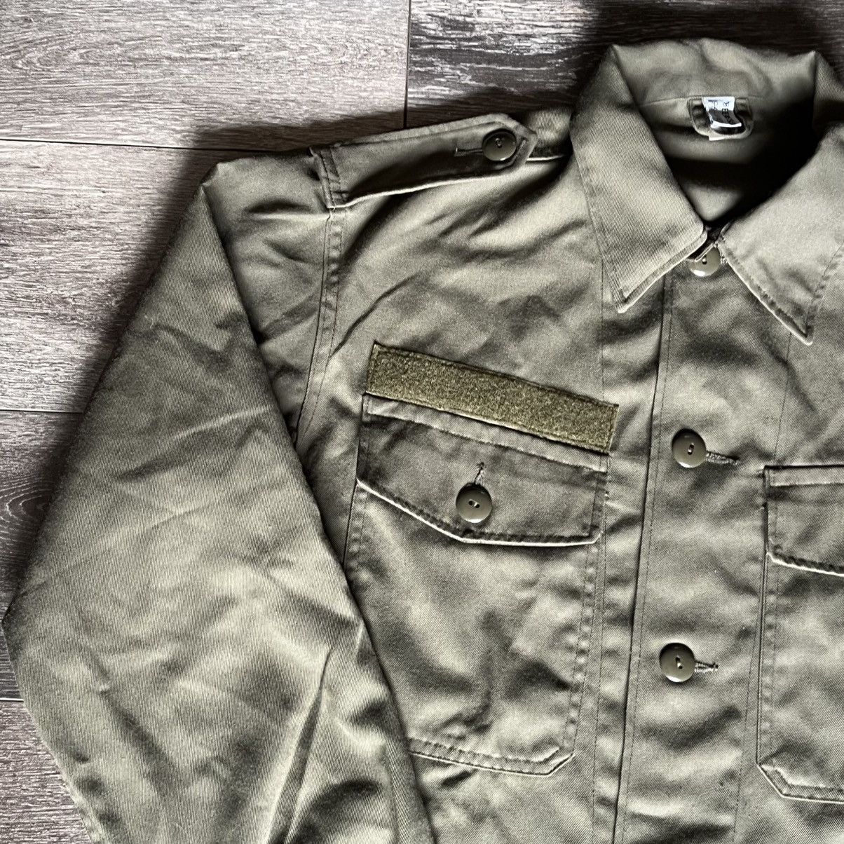 Vintage Vintage 80s German Army Military Field Button Up Shirt Khaki Size US L / EU 52-54 / 3 - 3 Thumbnail