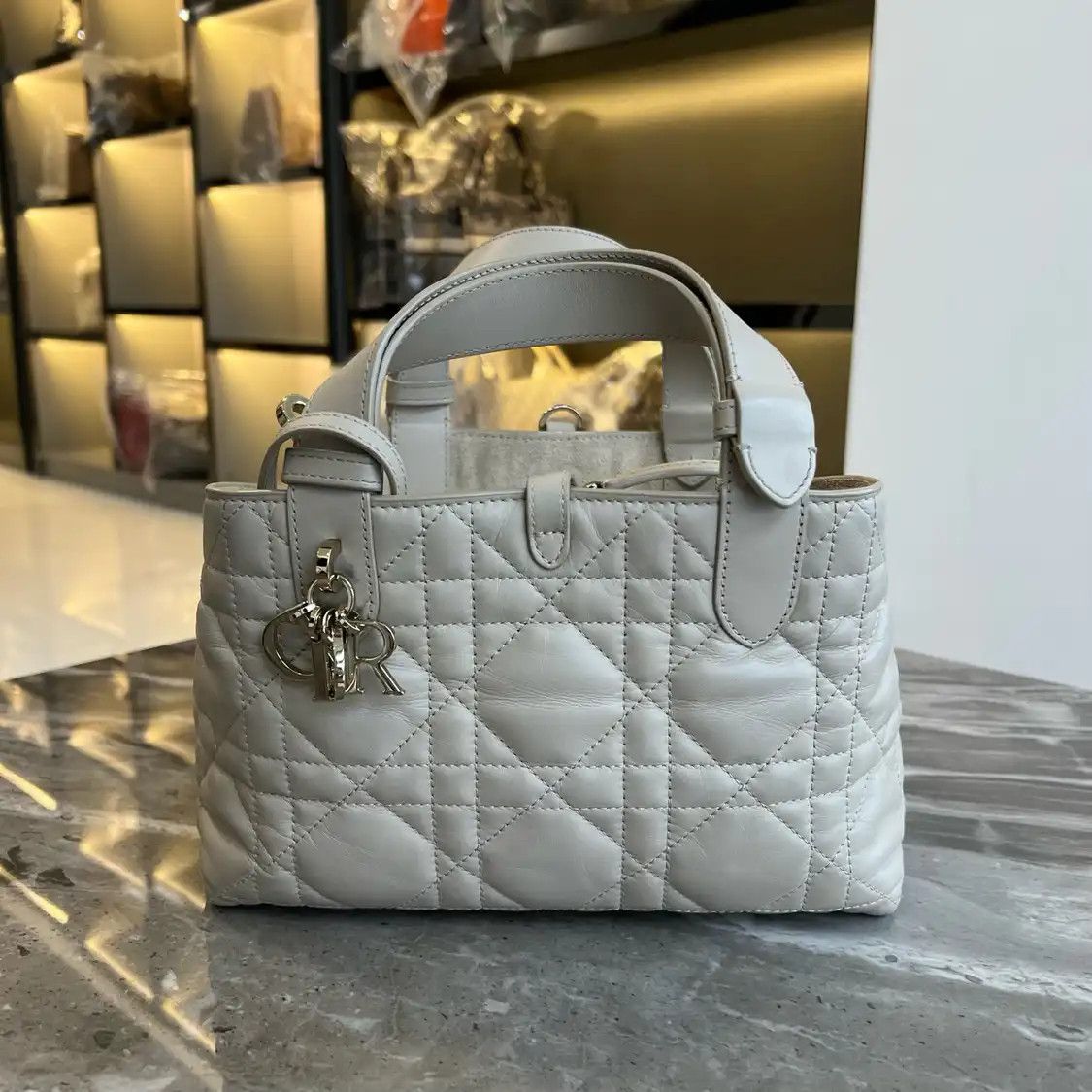 Dior DIOR Toujours Small beige cowhide leather rattan plaid quilted handbag Size ONE SIZE - 1 Thumbnail