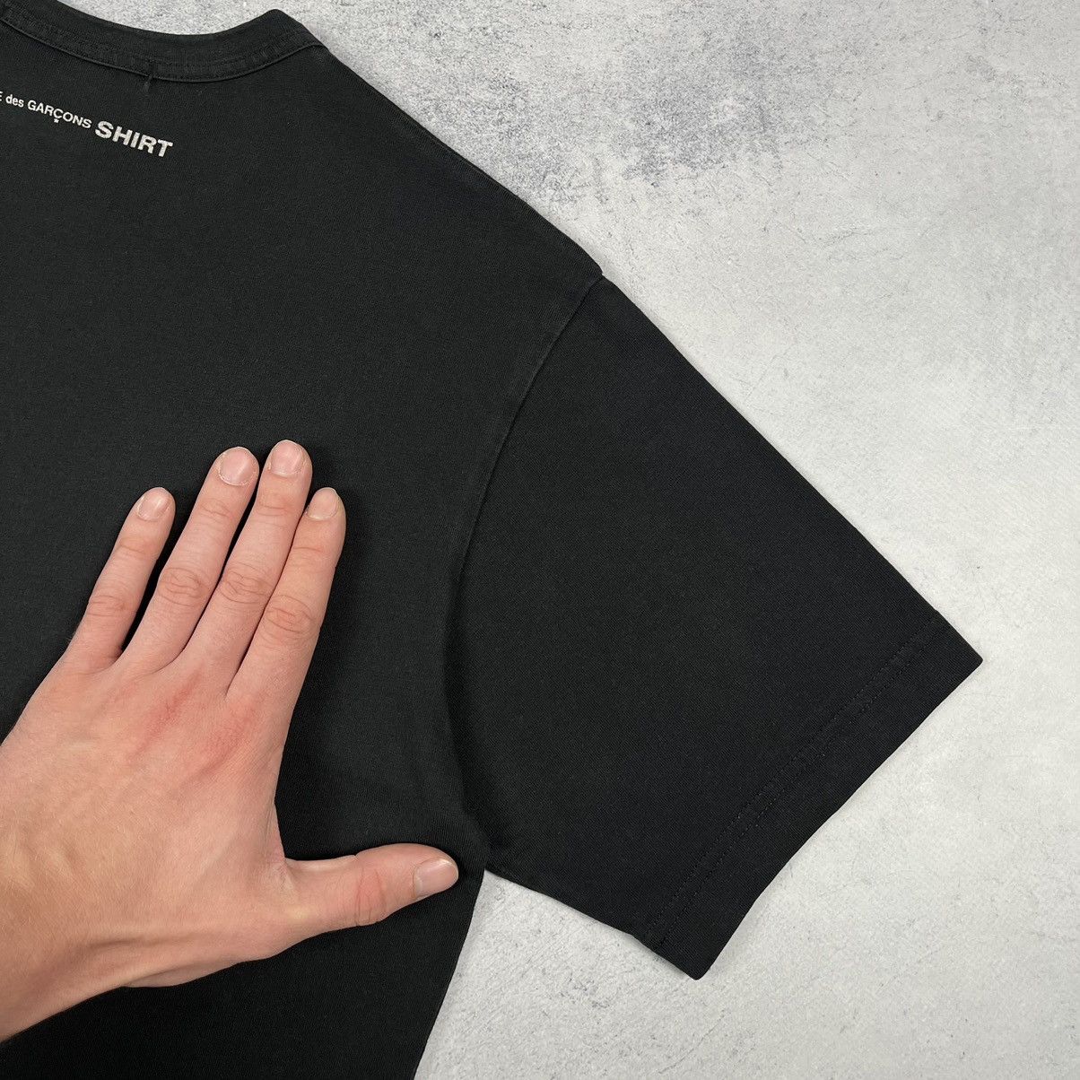 Comme des Garcons SHIRT Comme des Garçons Shirt back logo tee Size US M / EU 48-50 / 2 - 13 Thumbnail