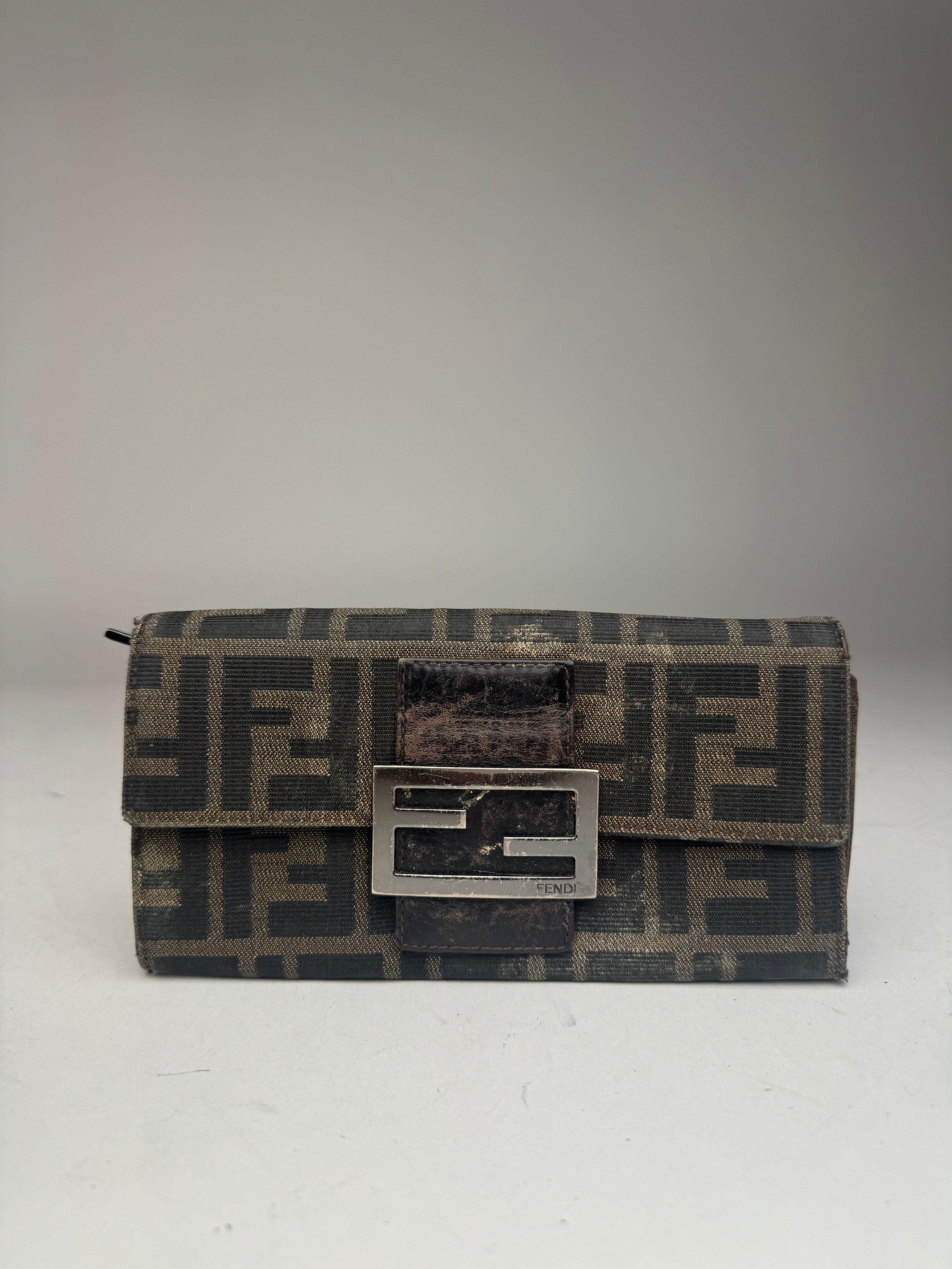 Fendi Vintage Baguette Monogram Wallet Brown Size ONE SIZE - 1 Thumbnail