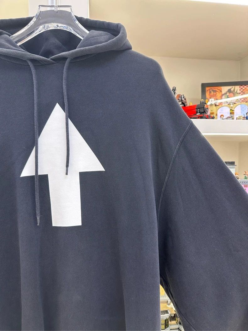 Balenciaga Balenciaga Printed arrowhead hooded sweatshirt 2501-Nextarr Size US S / EU 44-46 / 1 - 4 Thumbnail