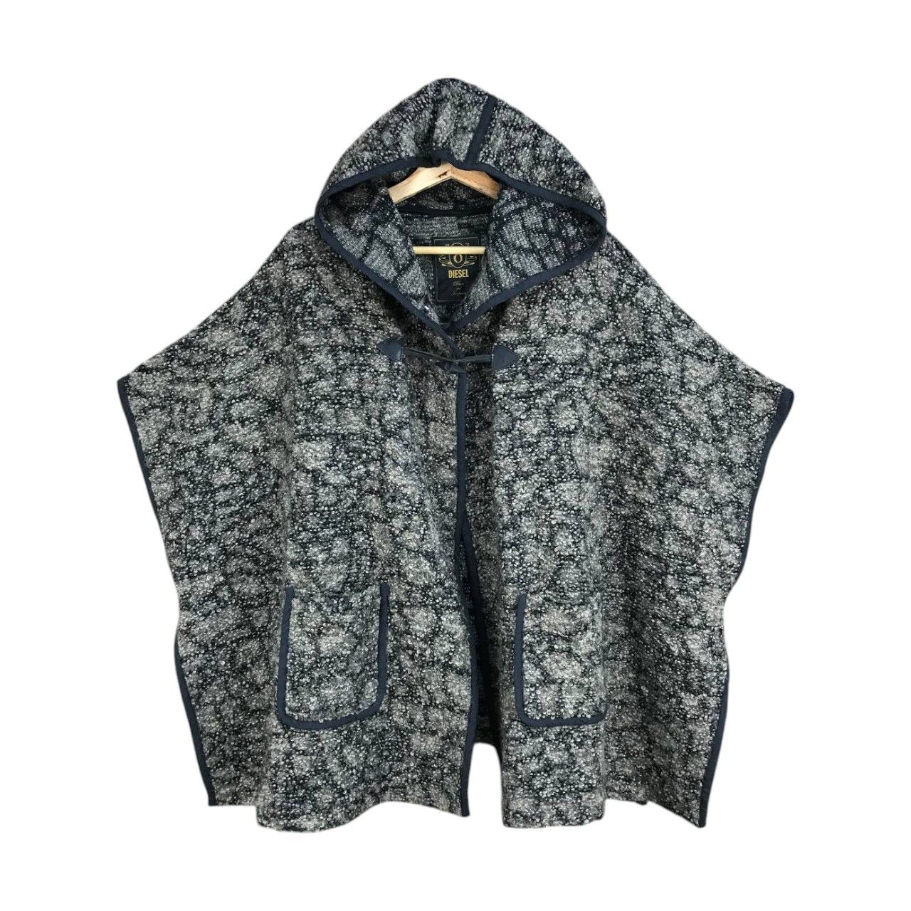 Diesel Black Gold DIESEL GOLD PONCHO CLOAK CAPE BATMAN KNITTED MOHAIR Size US S / EU 44-46 / 1 - 4 Thumbnail