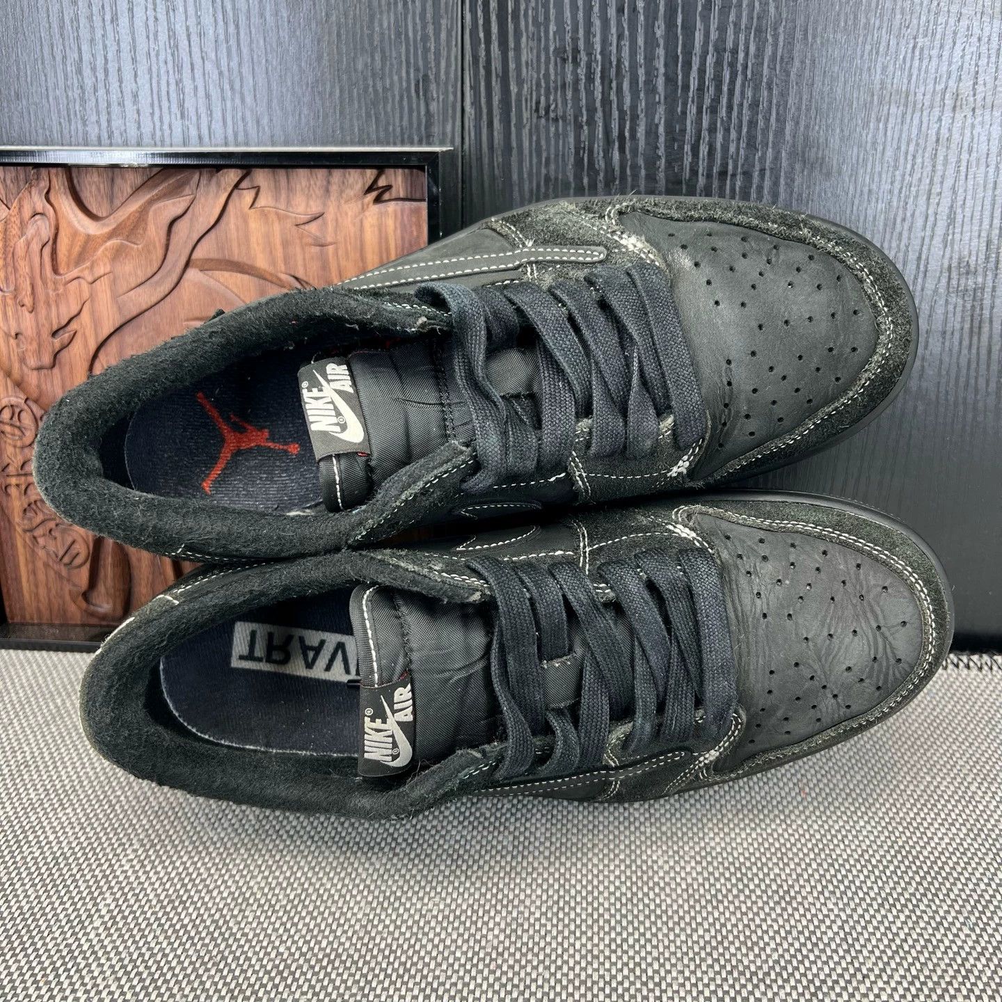 Dior AJ1 Low TS Black Warrior 4.0 Reverse Swoosh, Size 42, Used Size US 9 / EU 42 - 3 Thumbnail