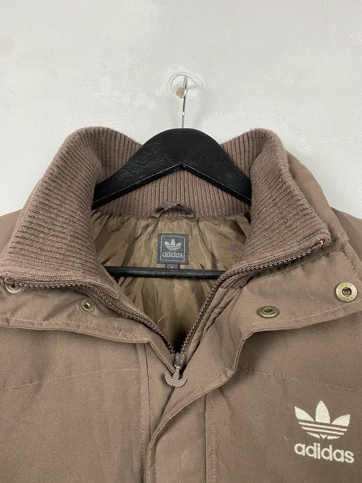 Adidas Vintage ADIDAS Down Puffer Vest Brown like Nuptse 700 Size US L / EU 52-54 / 3 - 7 Thumbnail