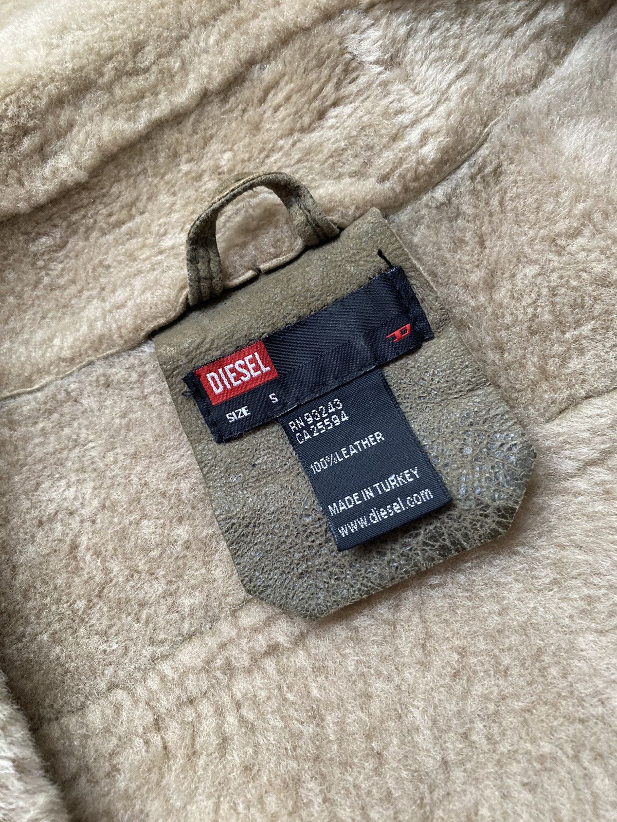 Diesel × Vintage Vintage jacket Diesel Sheepskin coat STAFF PIK Size S / US 4 / IT 40 - 15 Thumbnail