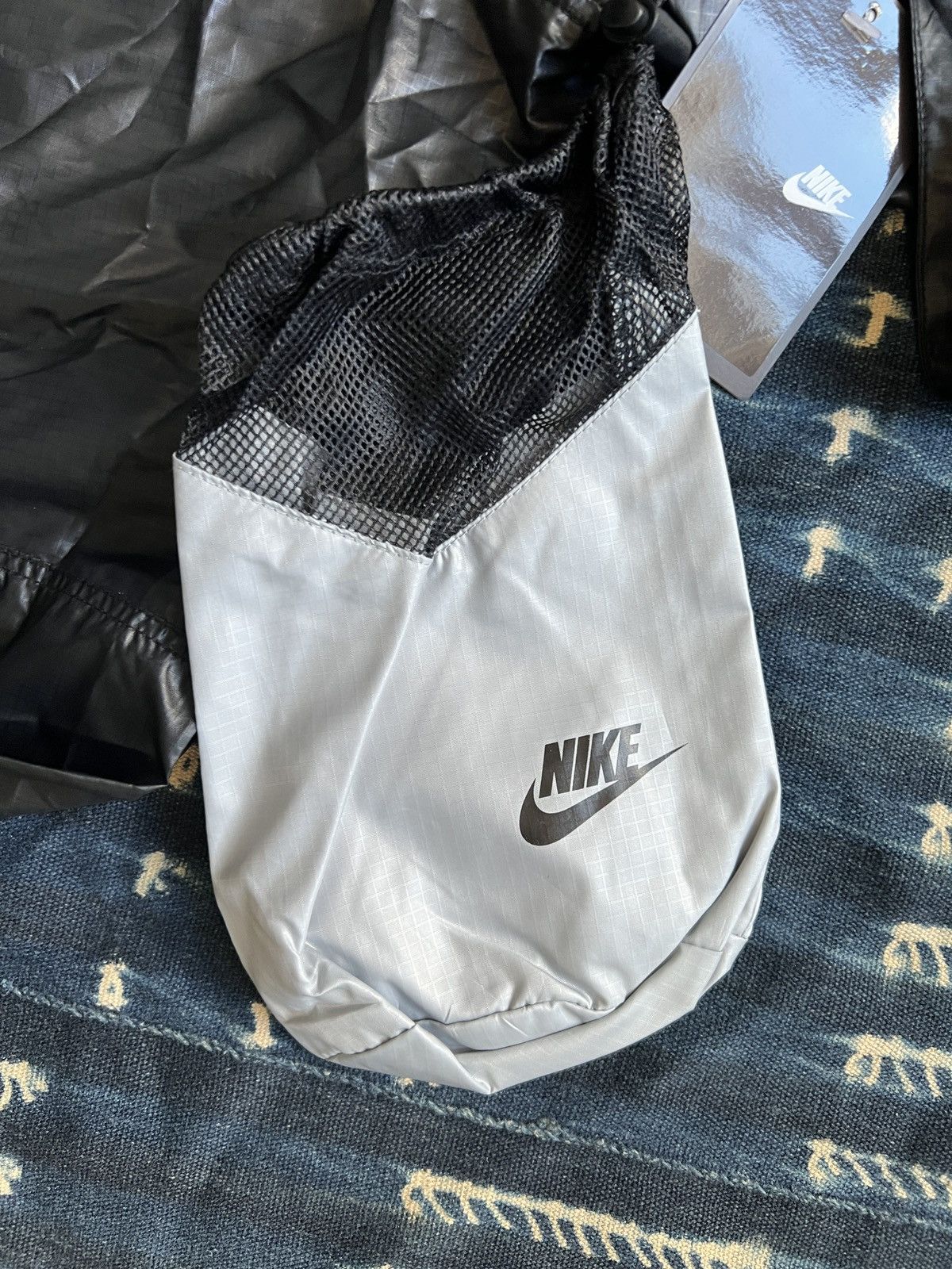 Nike Nike Japan Archive Windrunner Running Jacket Size US L / EU 52-54 / 3 - 9 Thumbnail