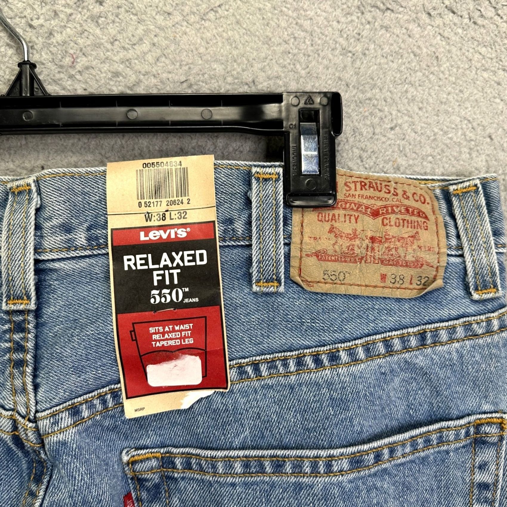 Levi's Levi's 550 Jeans Mens 38X32 Blue Relaxed Straight Denim NEW Light Wash 5-Pocket Logo 66 Waist Inseam 32 Mens Jeans LEVIS 550 Blue Light Wash Regular Size US 38 / EU 54 - 5 Thumbnail