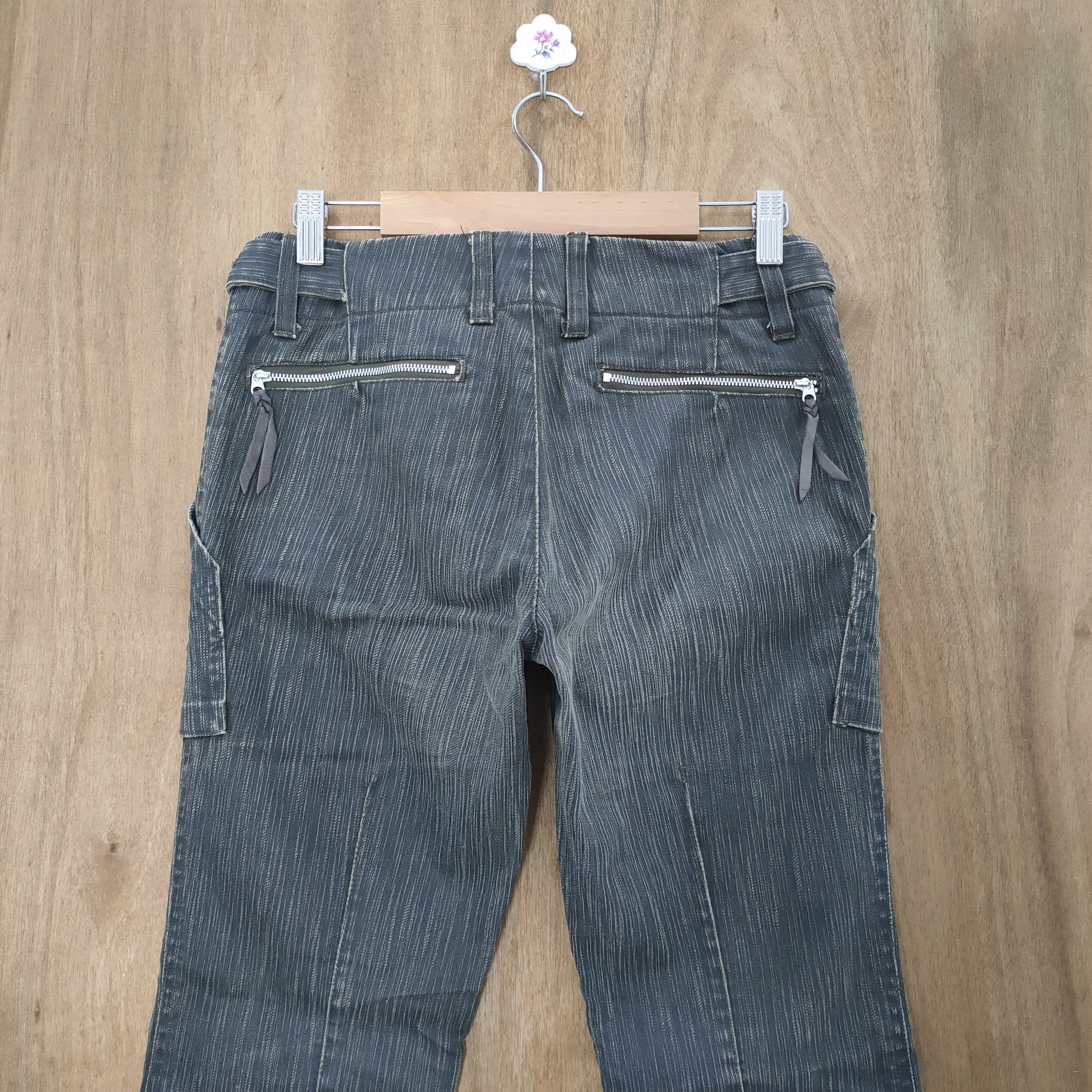 Japanese Brand FLARE MAXFRIZT BLACK MULTIPOCKET CARGO PANTS Size US 27 - 9 Thumbnail