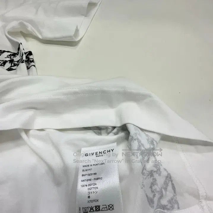 Givenchy Givenchy Men's Crew Neck Printed Short-Sleeve T-Shirt. Size US XL / EU 56 / 4 - 8 Thumbnail