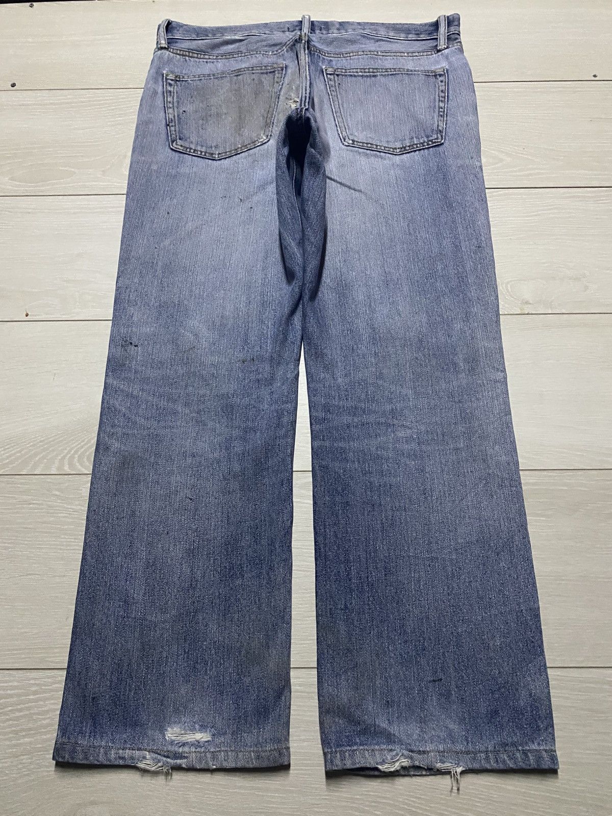 Uniqlo Vintage Uniqlo Grunge Distressed Loose Jeans Size US 36 / EU 52 - 2 Thumbnail