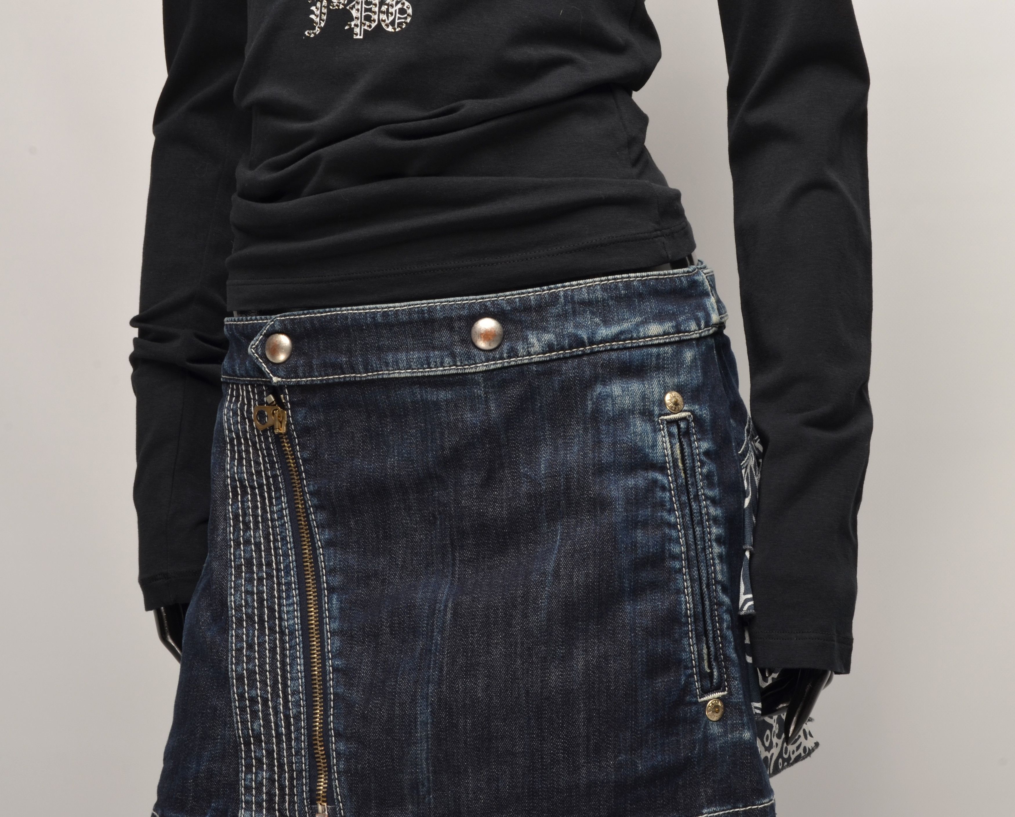 Jean Paul Gaultier Vintage Rare Jean Paul Gaultier Chrystal Tits Printed Top Size M / US 6-8 / IT 42-44 - 3 Thumbnail