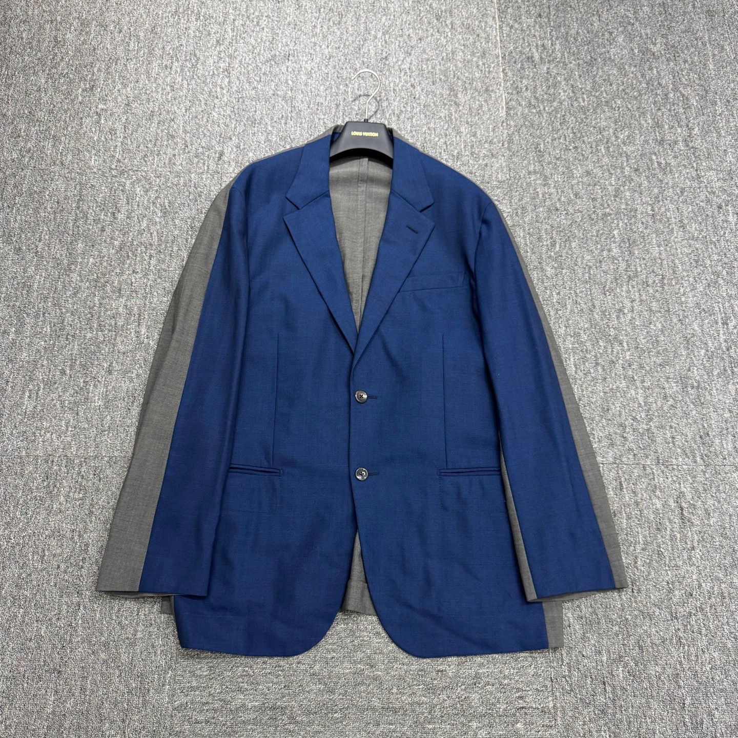 Louis Vuitton lv gray blue colorblock wool blazer Size US M / EU 48-50 / 2 - 1 Thumbnail