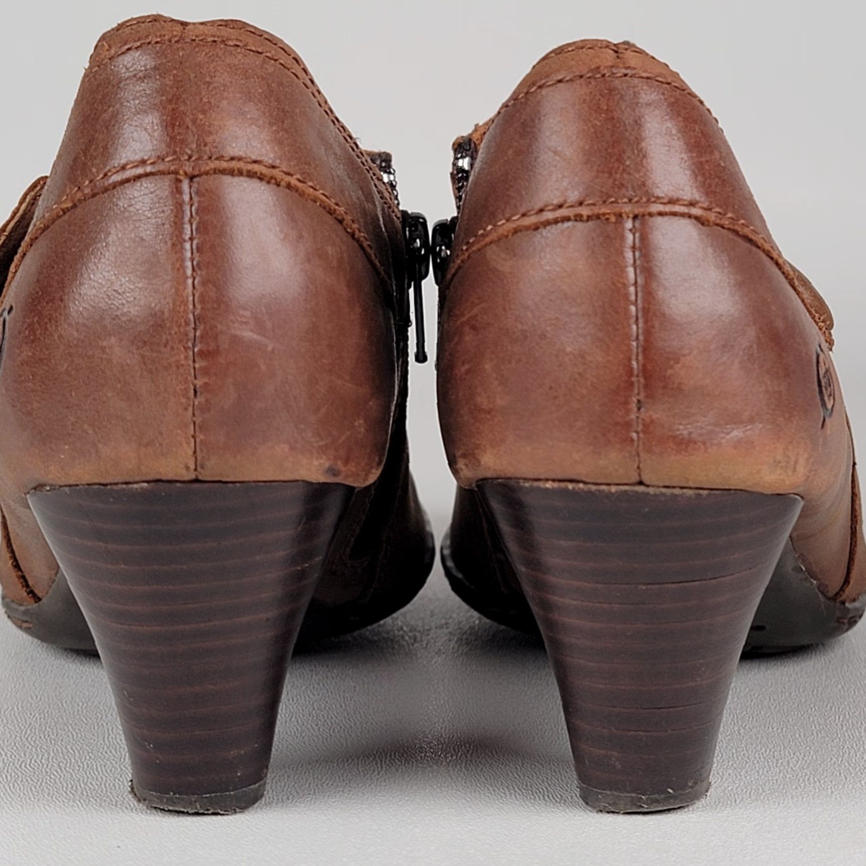 Born Born Calixta Boot Pump Womens Brown Leather Bootie 8 Round Toe Zip Cone Heel Block Heel Boho City Fall Winter Leather 8 Womens Boots Size US 8 / IT 38 - 6 Thumbnail