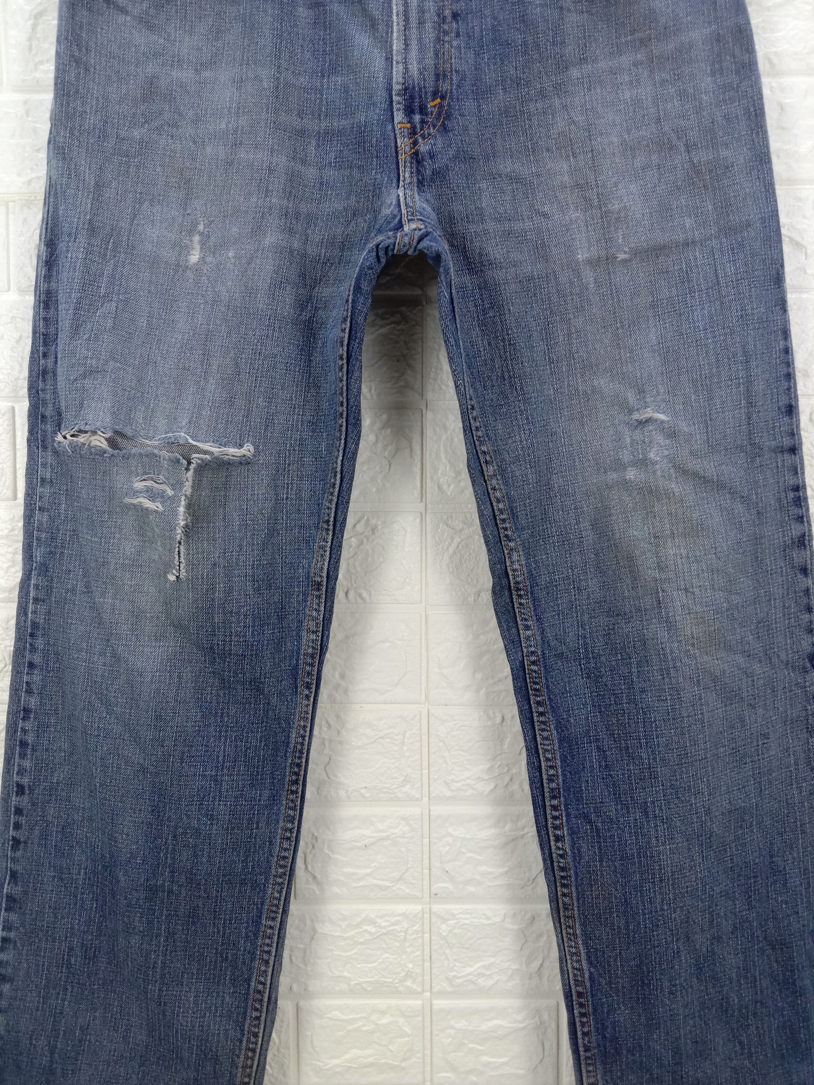 Levi's Vintage Levi's 559 Jeans Relaxed Straight Distressed Denim Size US 32 / EU 48 - 3 Thumbnail
