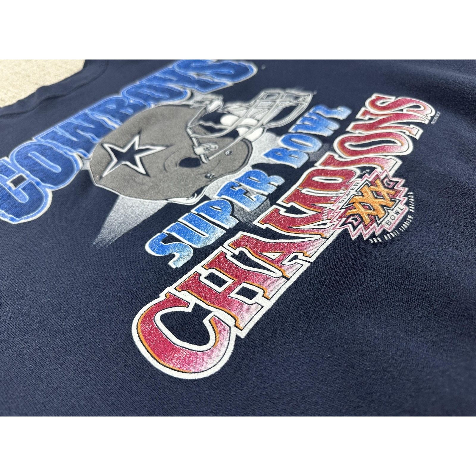 Tultex Dallas Cowboys Sweatshirt Sz L Super Bowl XXX Tultex Helmet Size US L / EU 52-54 / 3 - 7 Thumbnail