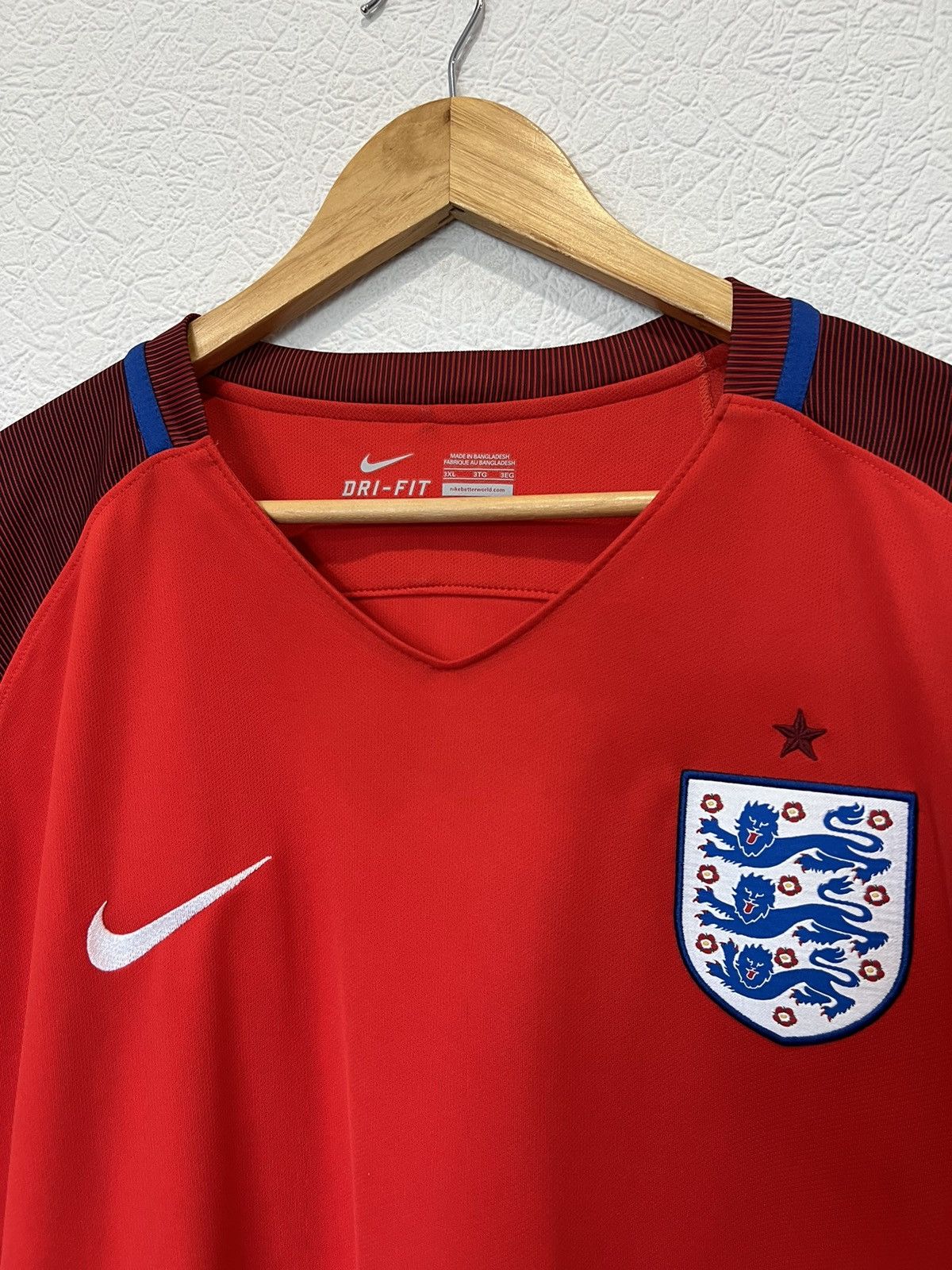 Nike Nike England 2016 Away Kit Soccer Jersey Size US XXL / EU 58 / 5 - 2 Thumbnail