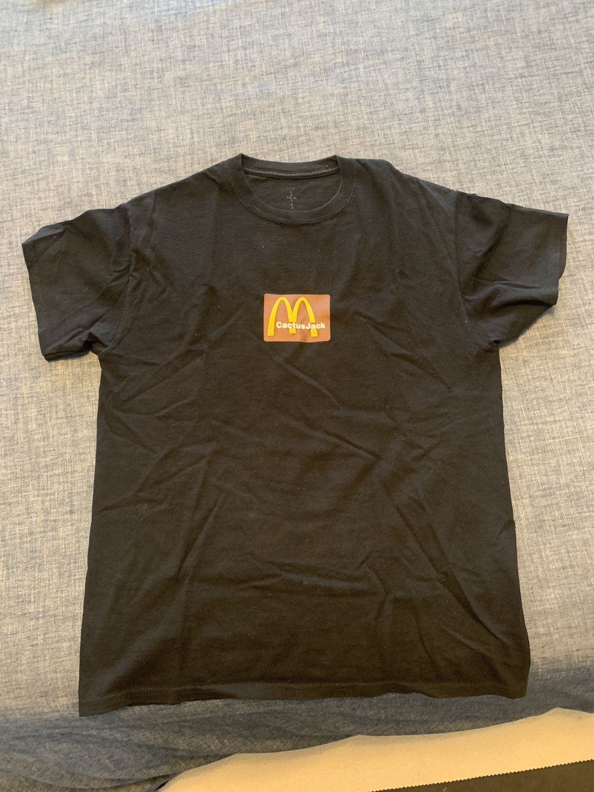 Travis Scott Travis Scott McDonalds Tee Size US S / EU 44-46 / 1 - 1 Thumbnail