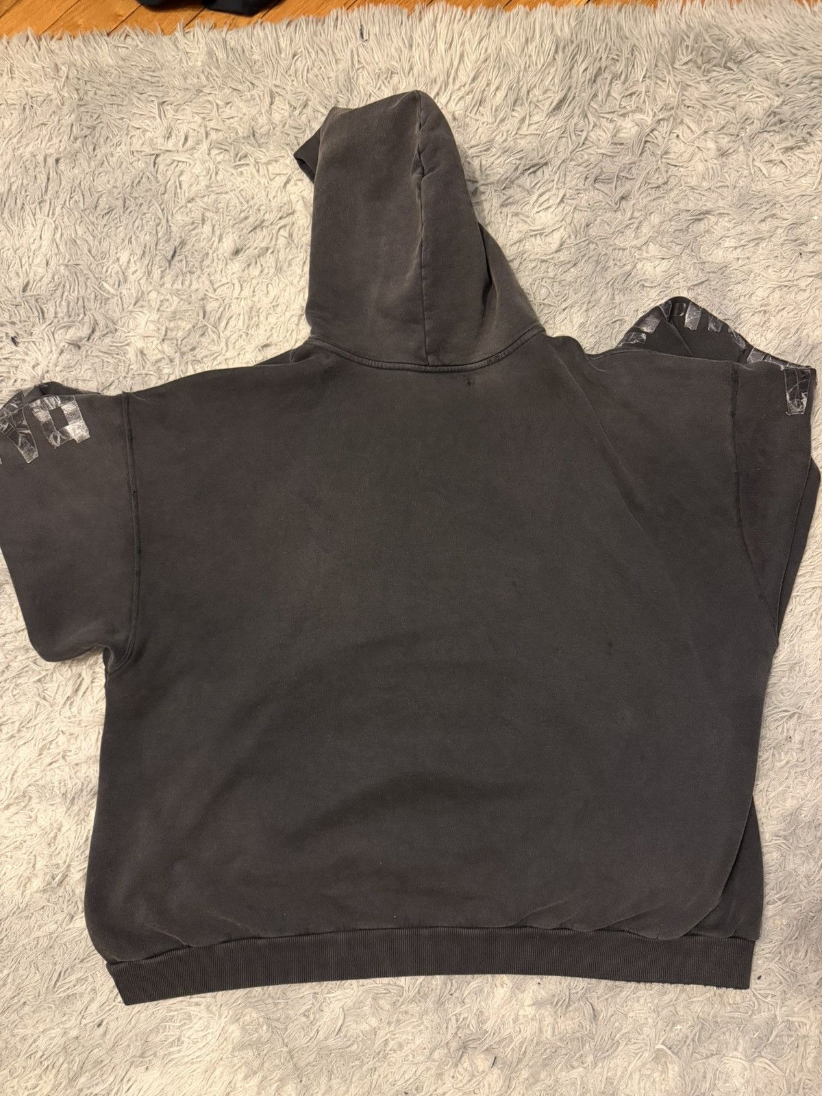 Balenciaga distressed logo hoodie Size US XL / EU 56 / 4 - 6 Thumbnail