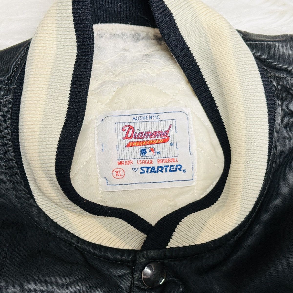 Starter Vintage Chicago WHITE SOX Satin STARTER Jacket - Black XL Size US XL / EU 56 / 4 - 4 Thumbnail