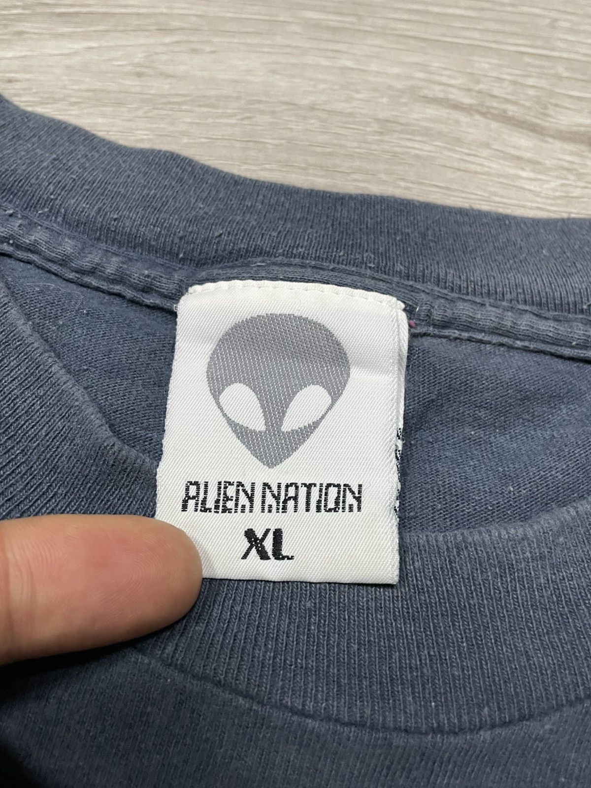Vintage Alien Nation tee fun humor USA tee t-shirt martian Size US XL / EU 56 / 4 - 4 Thumbnail