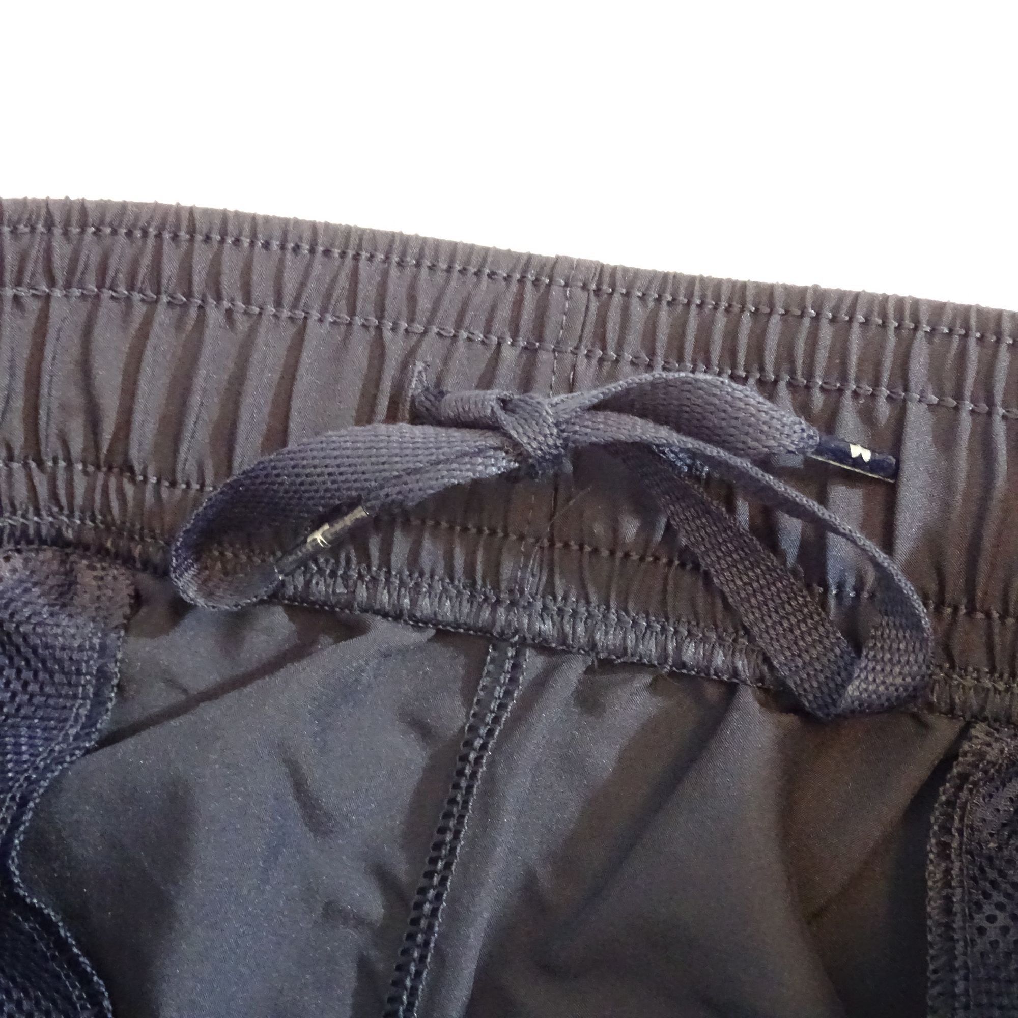 Under Armour Under Armour Loose Fit Men Blue Shorts Size S Size US 27 - 5 Thumbnail